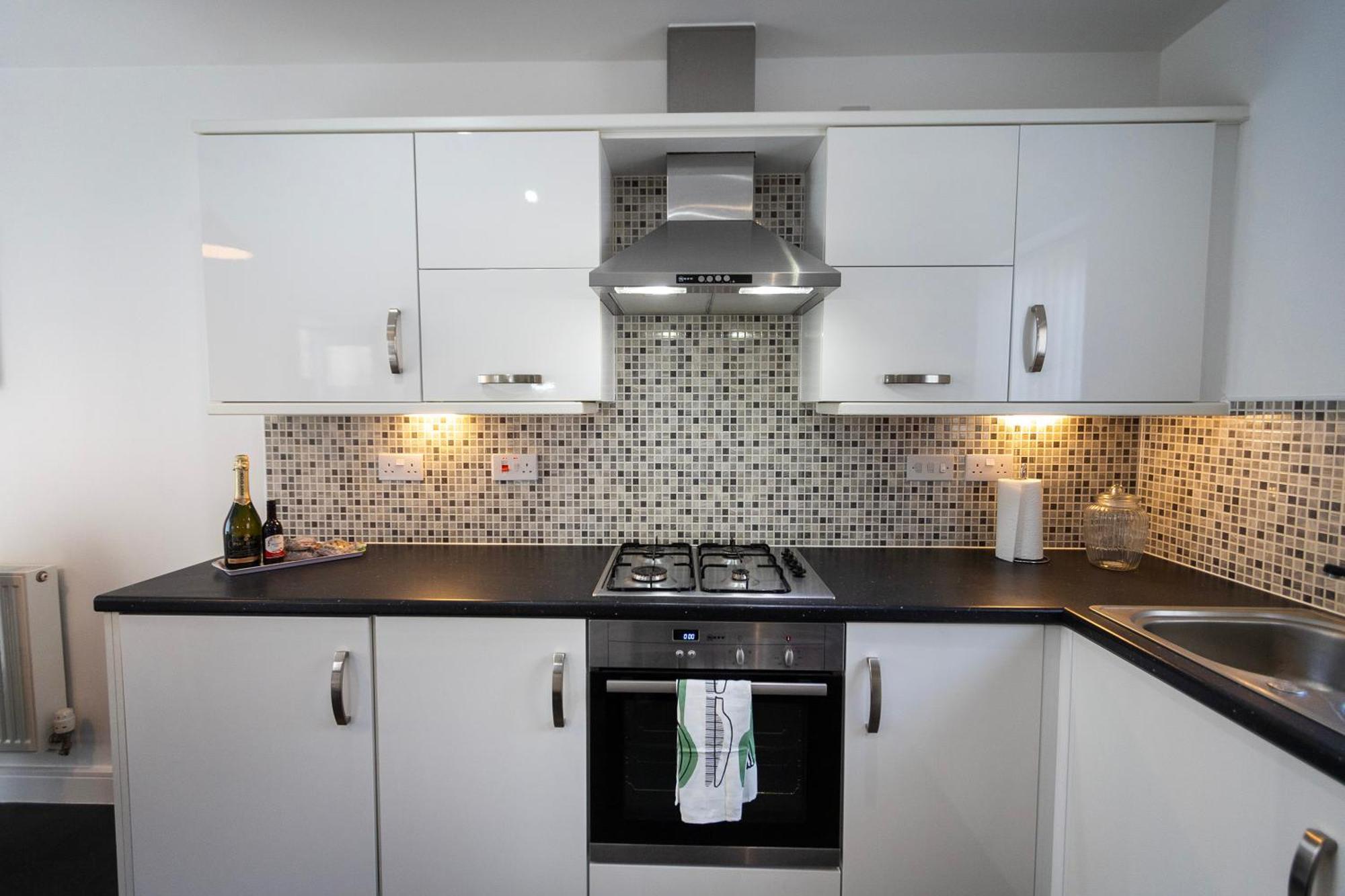 Hampton 3-bedroom Relaxing Escape With Parking Peterborough
