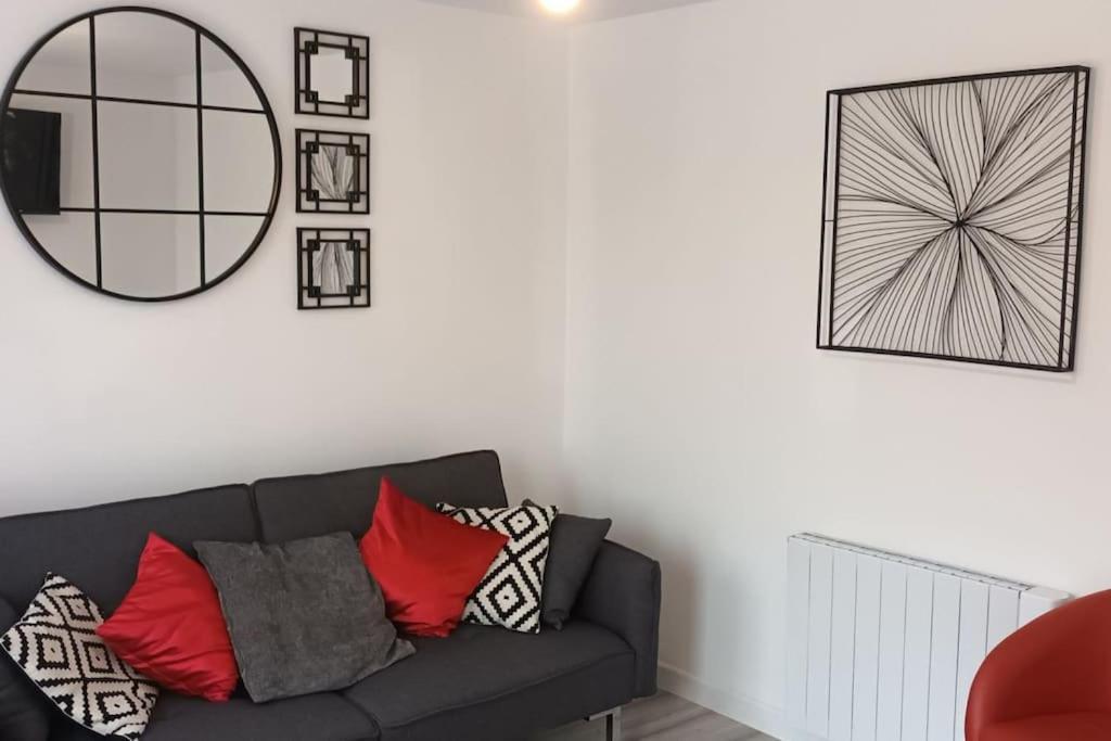 Newly Built Away From Apartment *