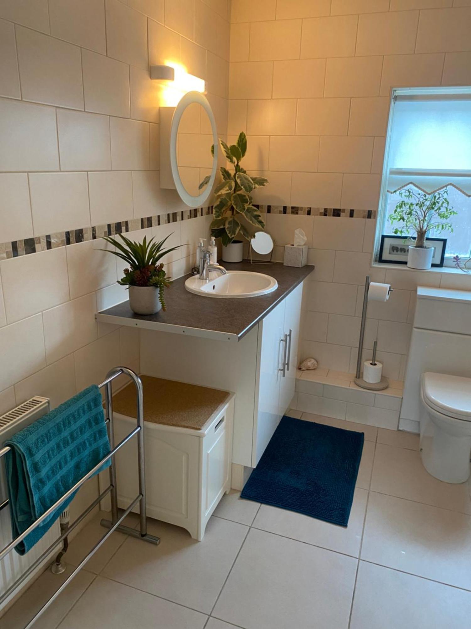 Beautiful Private With Kingsize Bed And Large Private En-suite *