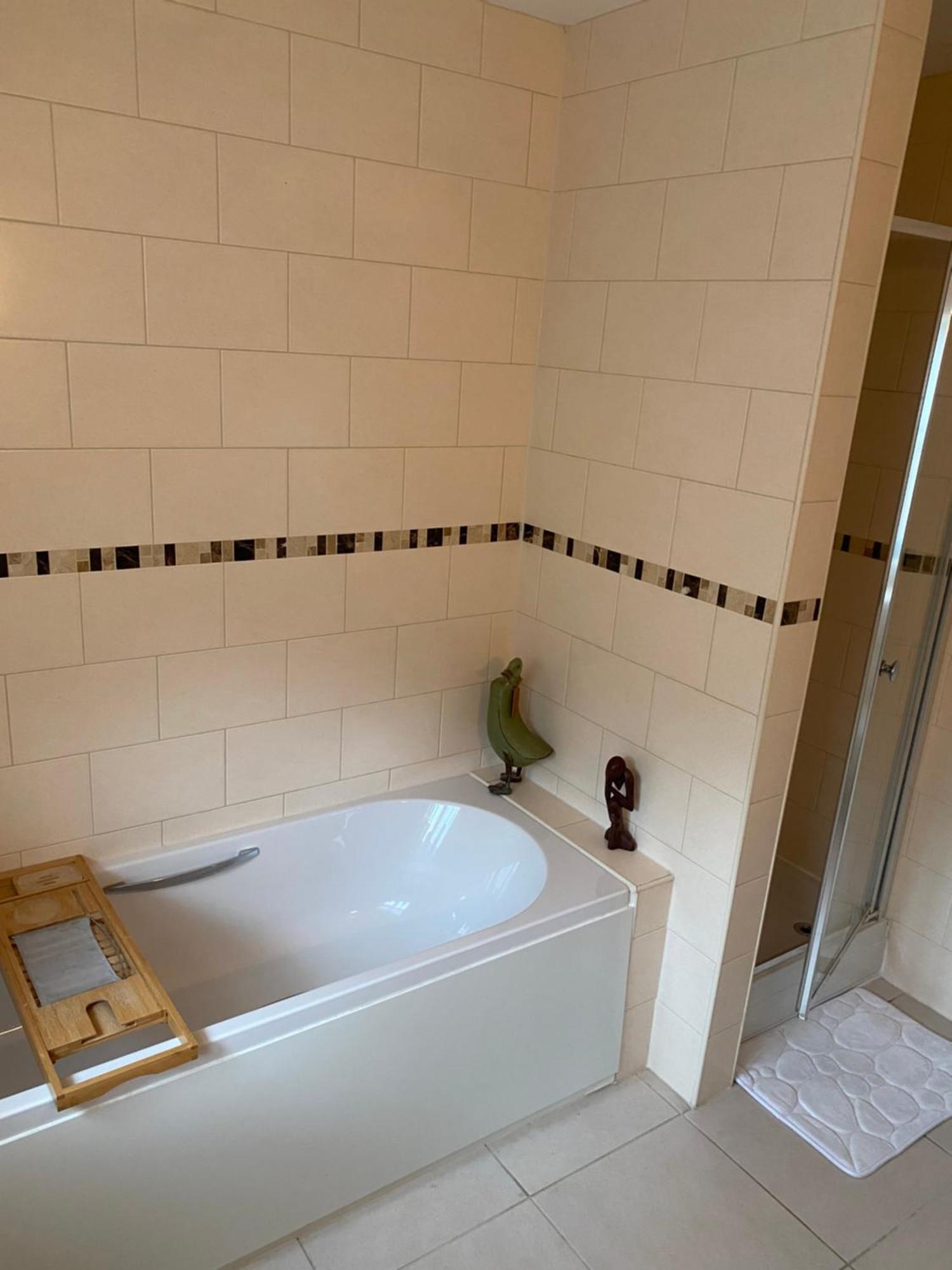 Beautiful Private With Kingsize Bed And Large Private En-suite * Peterborough