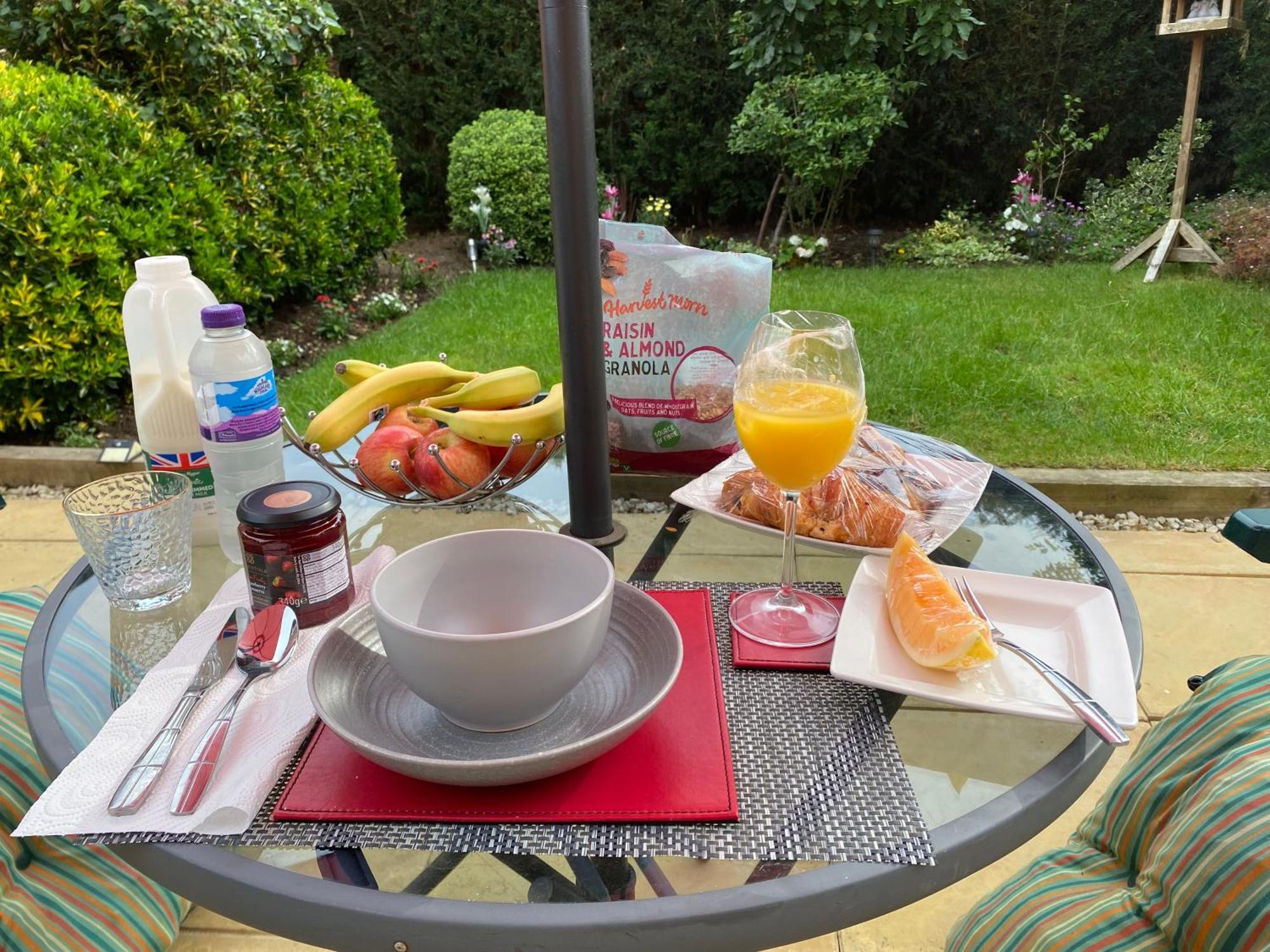 Homestay Clover House Peterborough