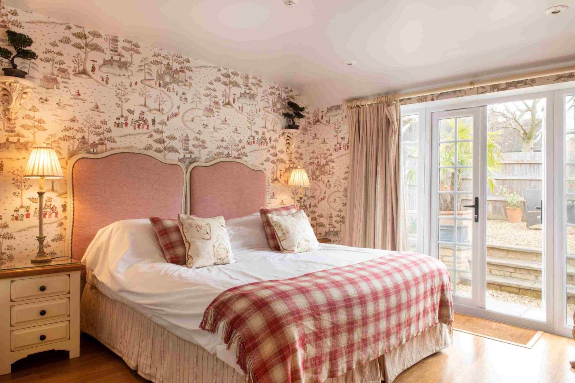 Inn The Crown Peterborough