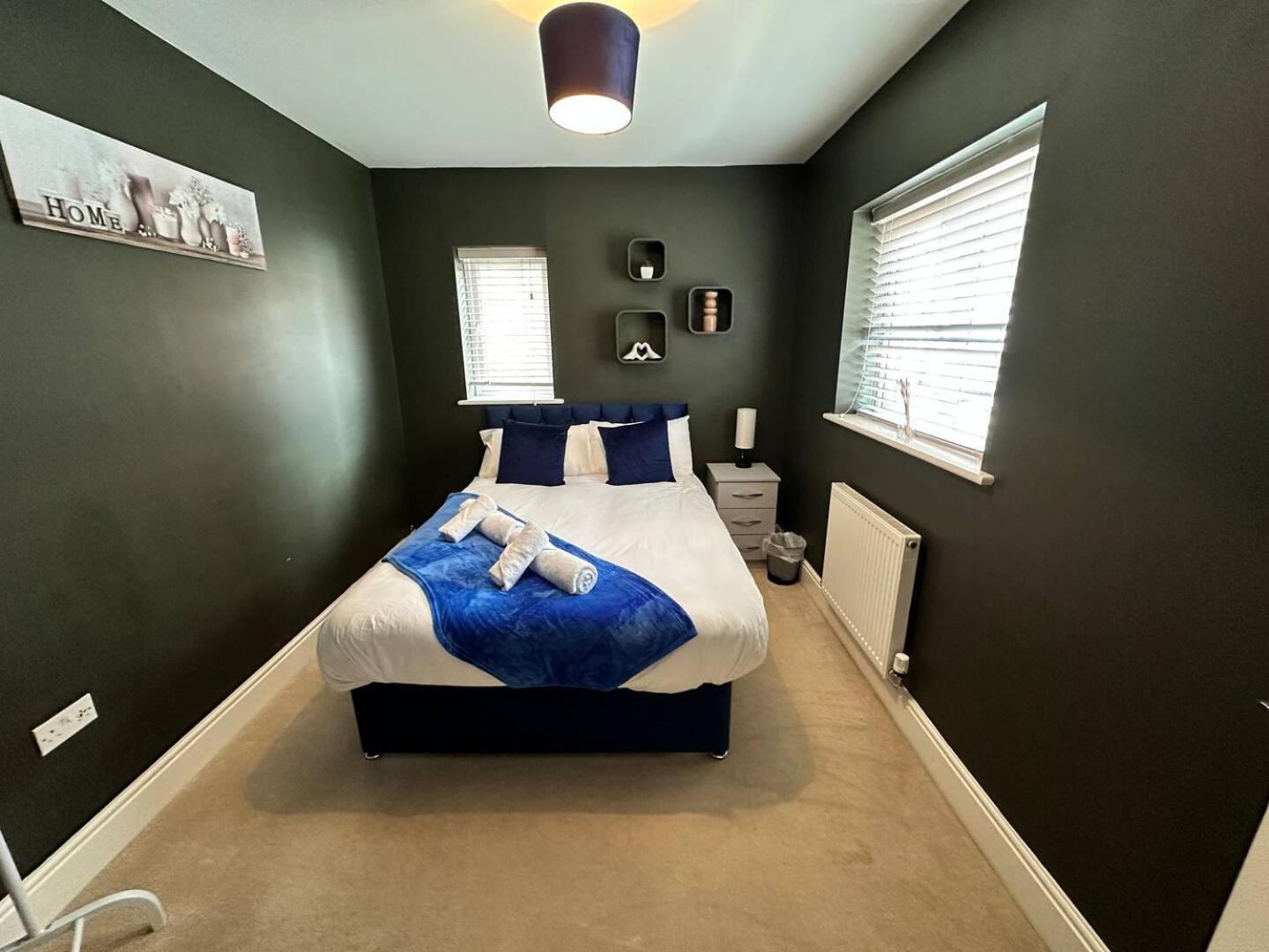 Holiday home Spacious & Modern Retreat Garden Free Parking! Peterborough