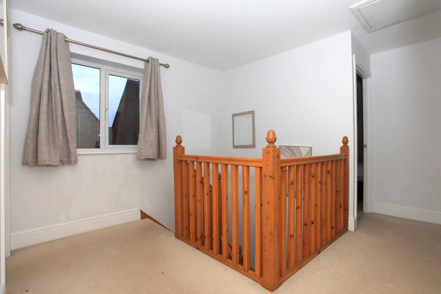 Holiday home Spacious & Modern Retreat Garden Free Parking! *