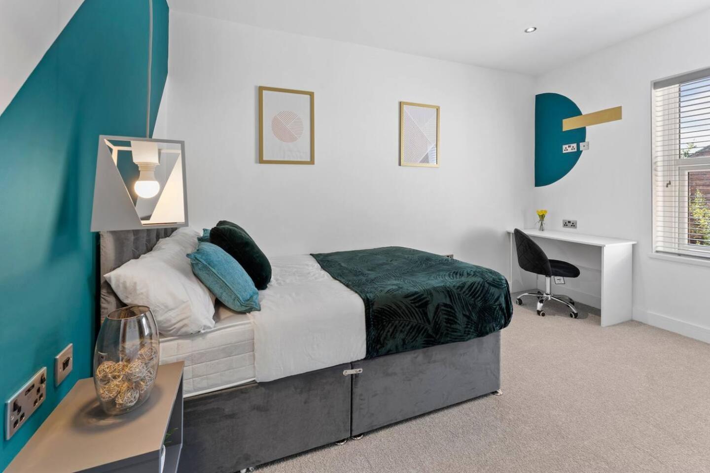 Westland House En-suite Whole Apartment Peterborough