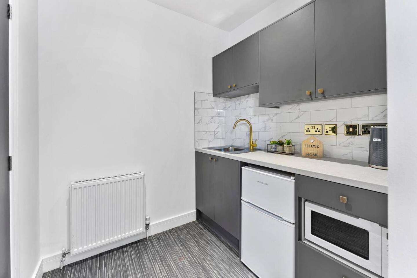 Westland House En-suite Whole Apartment
