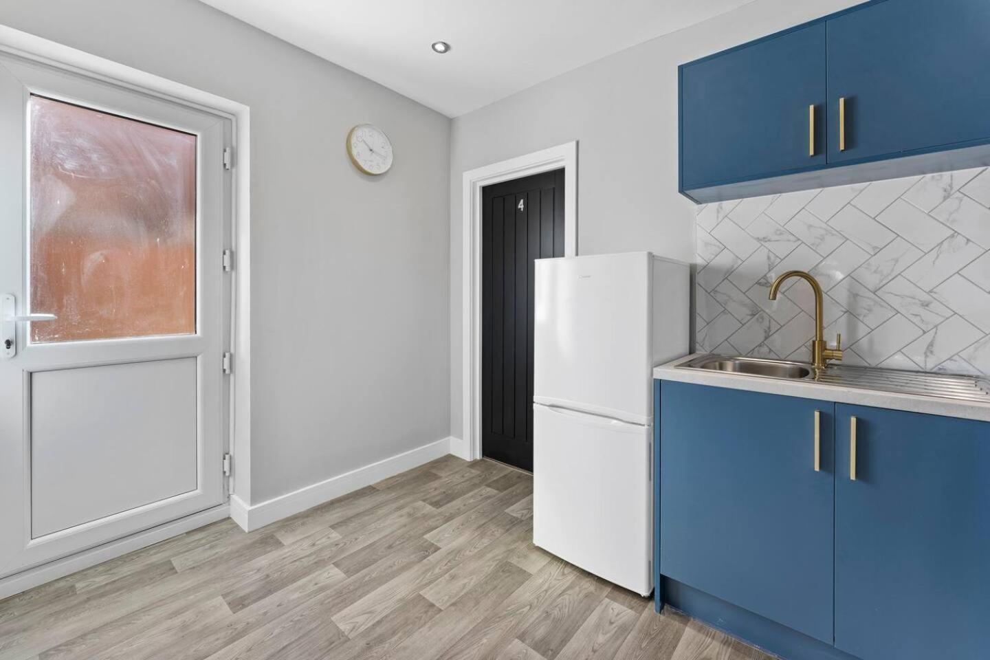 Westland House En-suite Whole Peterborough