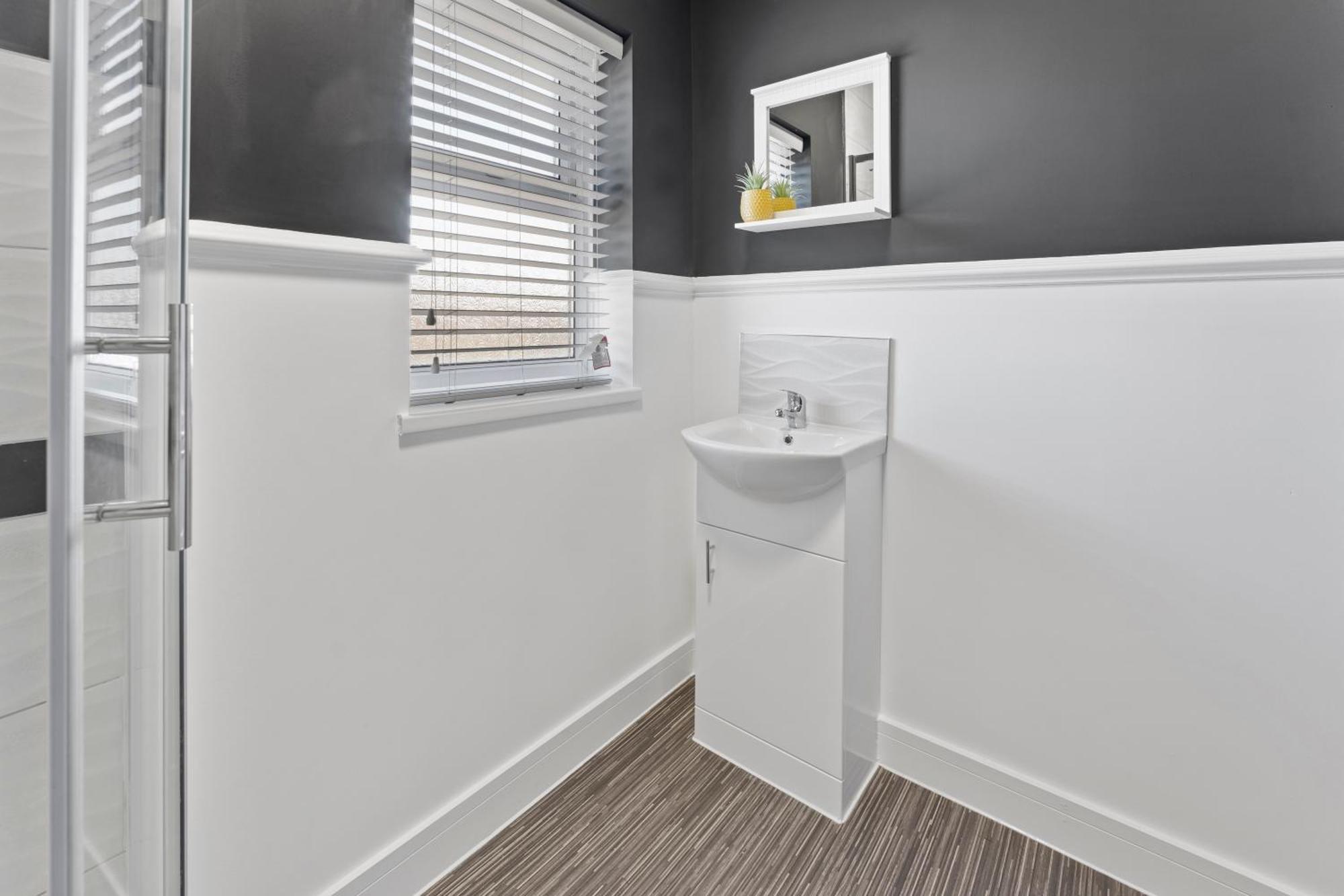 Westland House En-suite Whole Peterborough