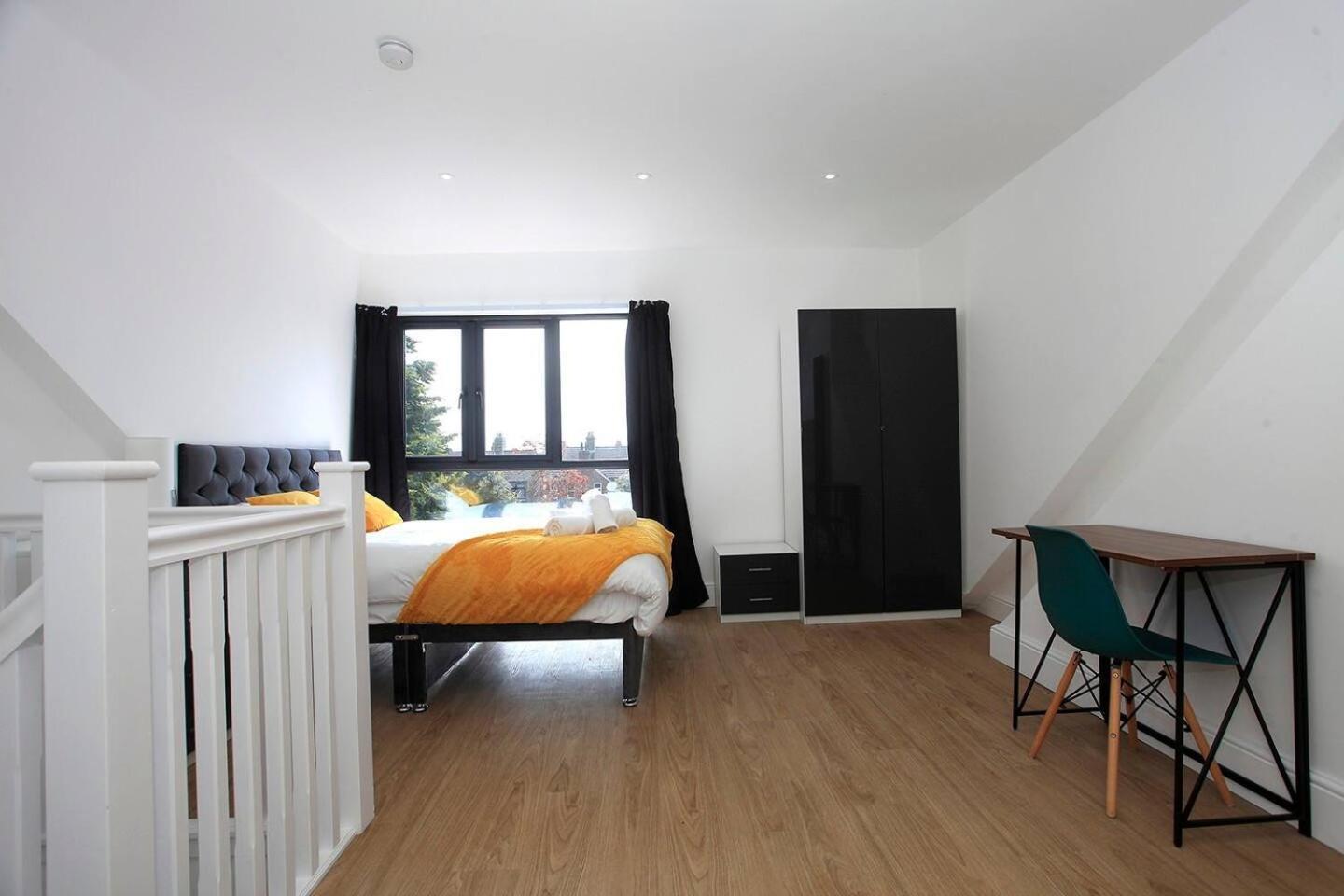 Westfield House Ensuites - Whole Peterborough