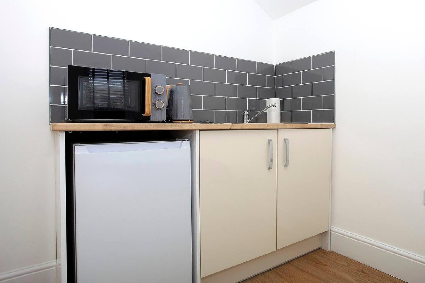 Westfield House Ensuites - Whole