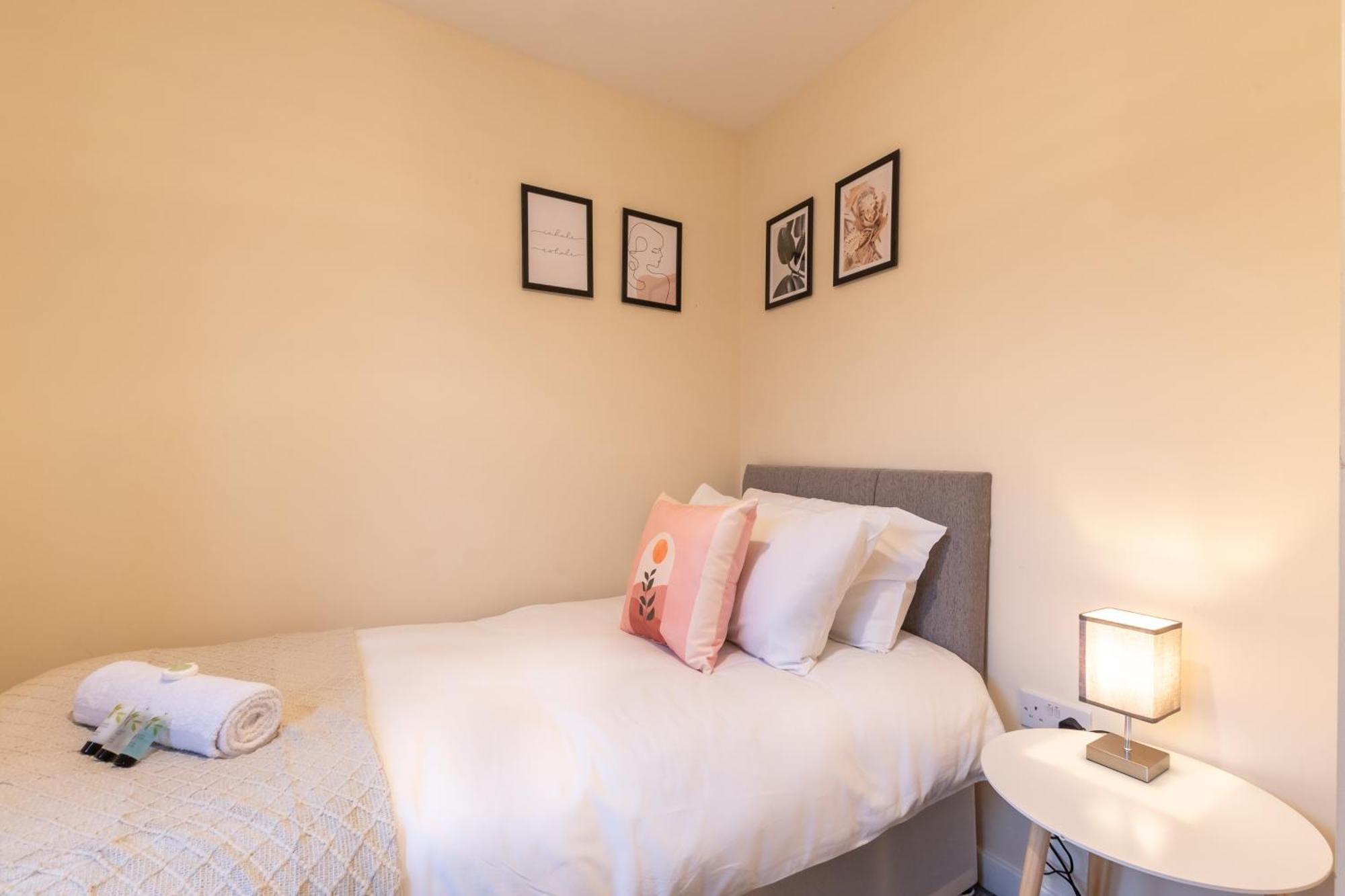 Host & - Moresby Way Apartment *