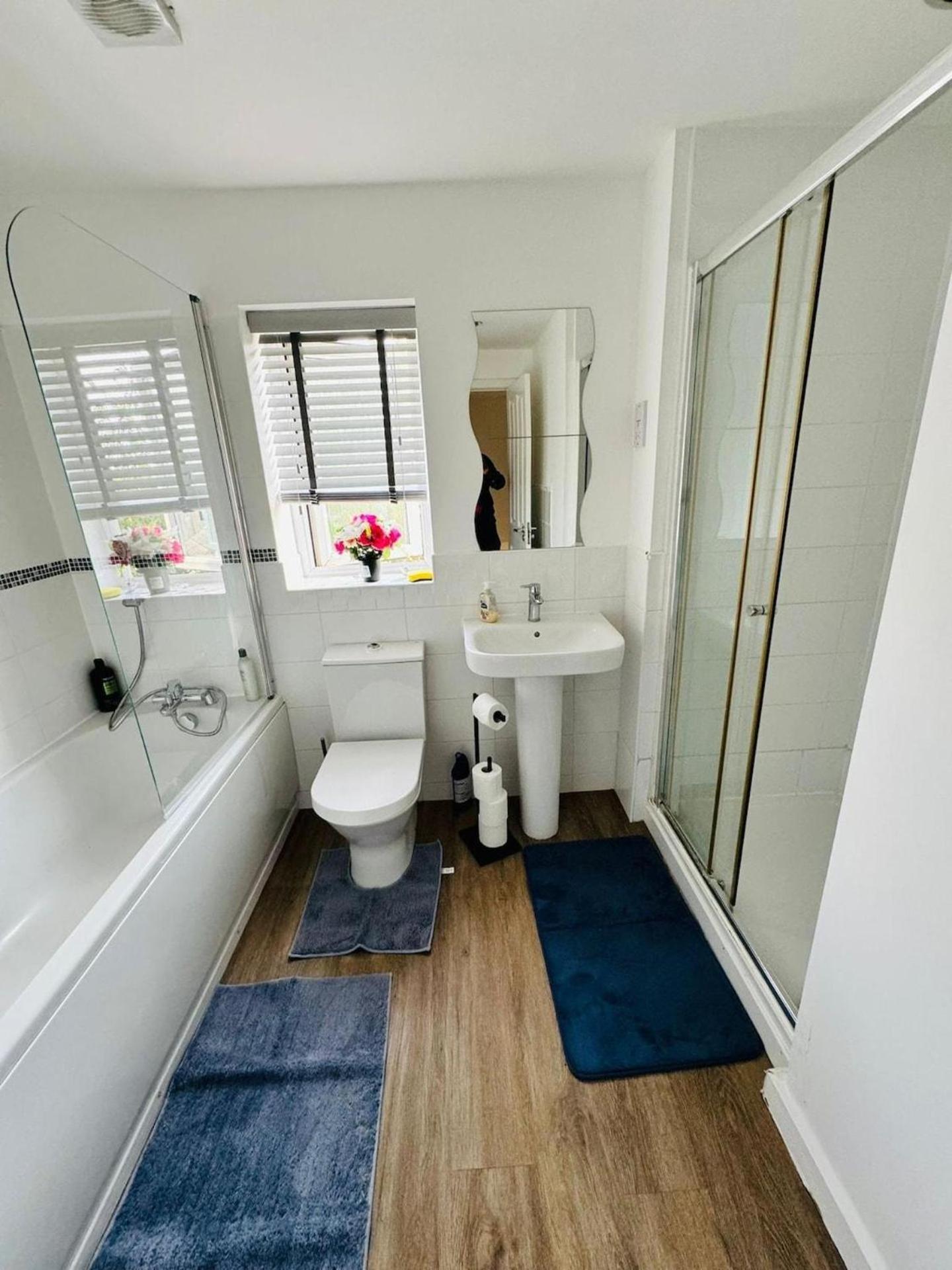 Holiday home 4-bed Charming Pet-friendly House W Garden