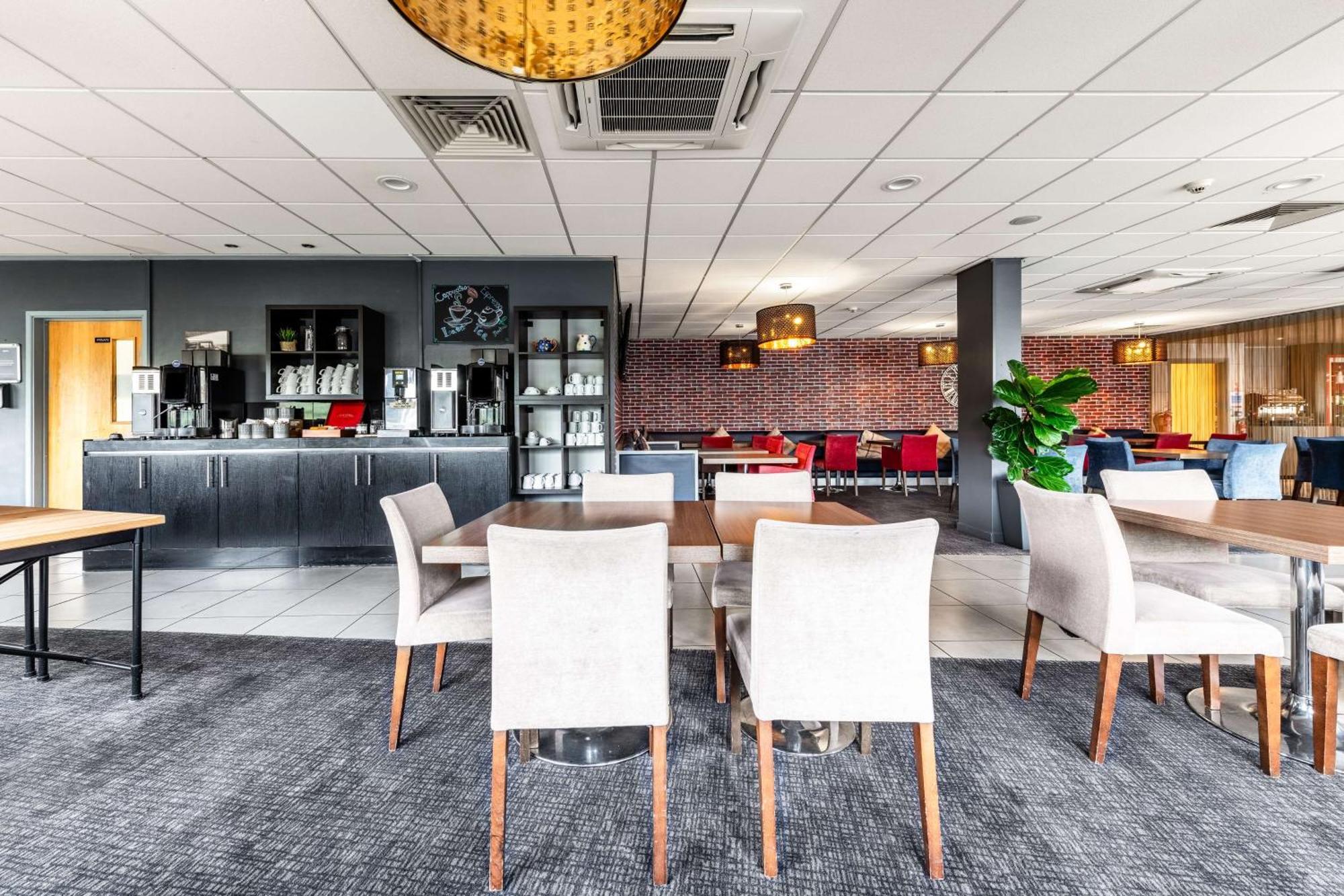Park By Radisson Peterborough