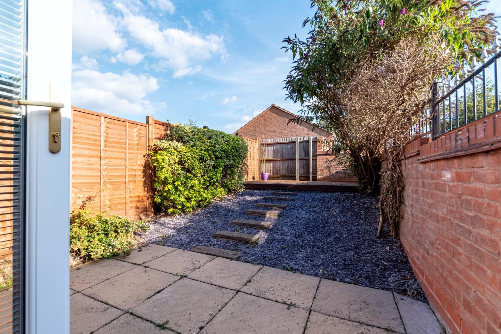 Spacious, 3 Bedroom, 3 Bath, Sleeps 7 Peterborough