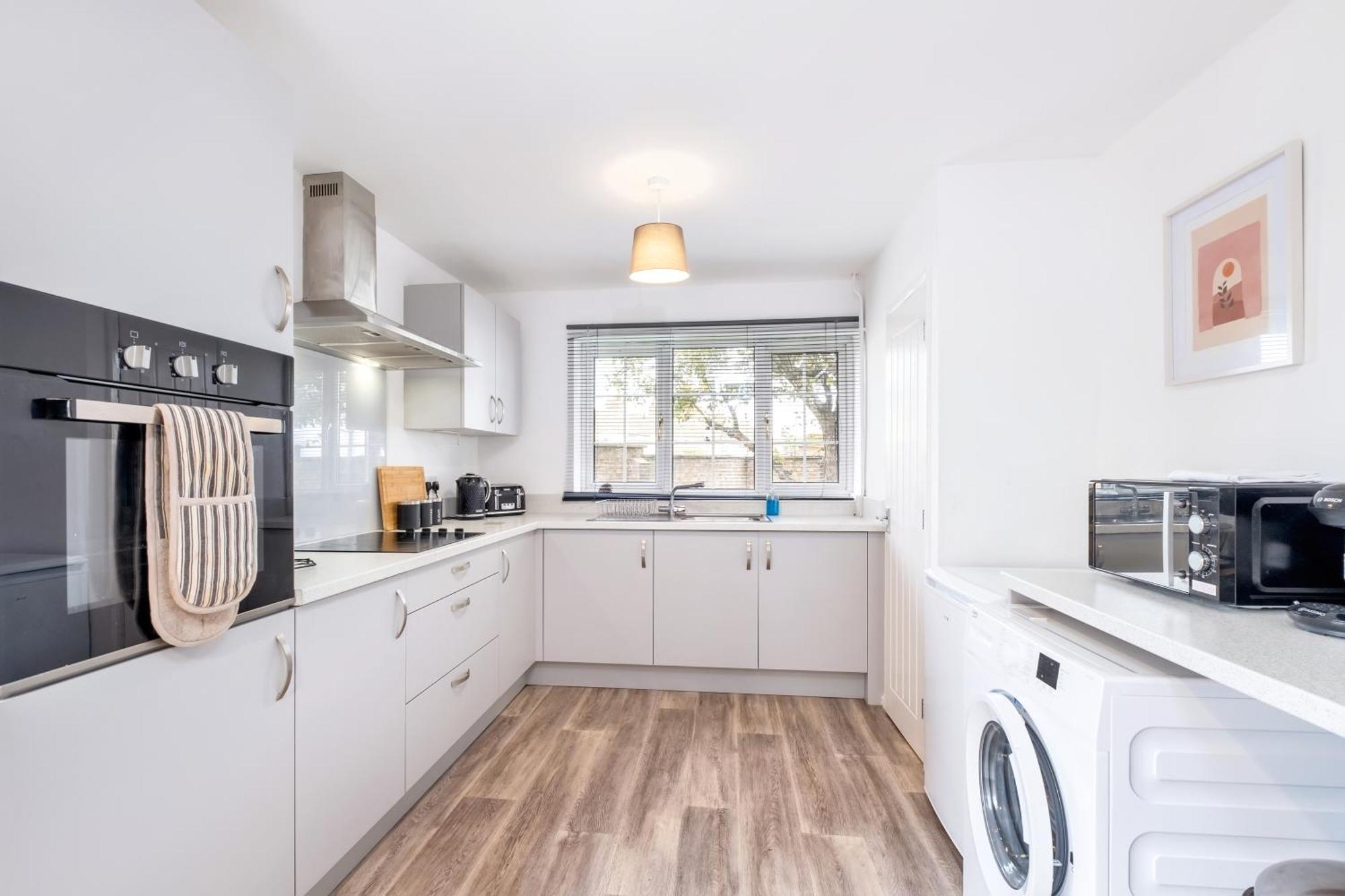 Holiday home Comfortable & Convenient 3 Bedroom House - Perfect For Contractors And Leisure Guests - Sleeps Up To 5 Peterborough