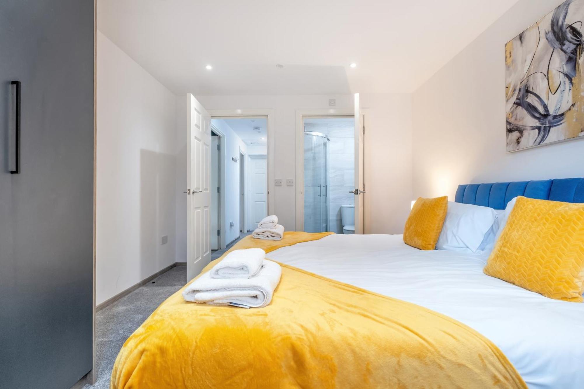 Perfect For Contractors And Leisure - Close To Centre - Sleeps Up To 5 Apartment Peterborough