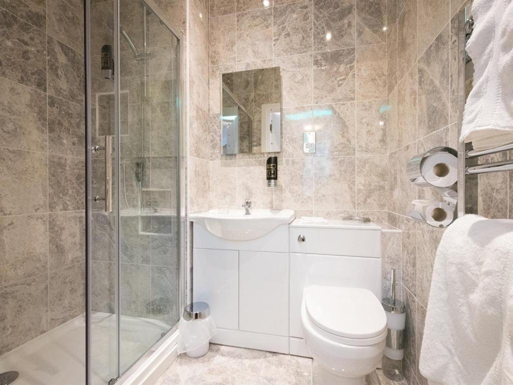 The Pearl 4* Peterborough