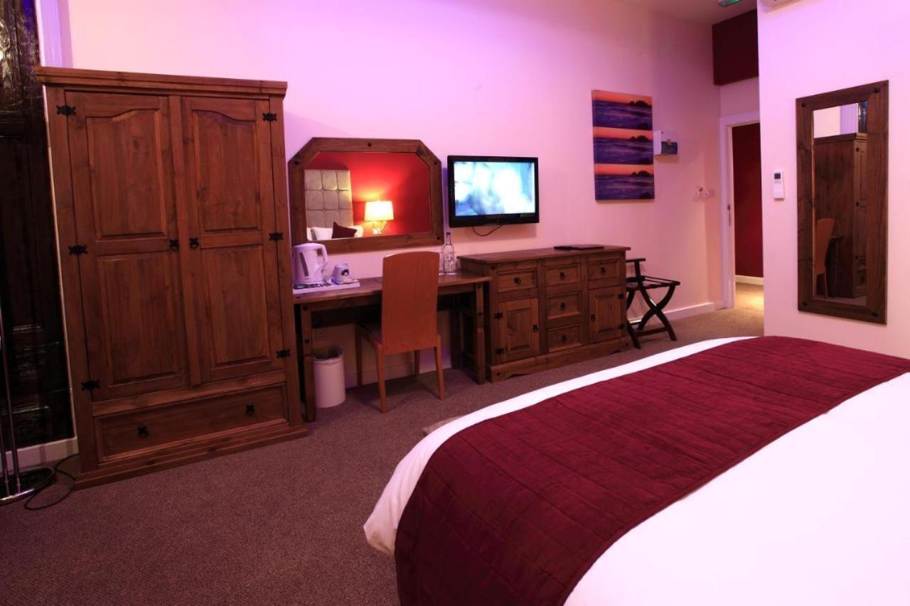 The Pearl Hotel