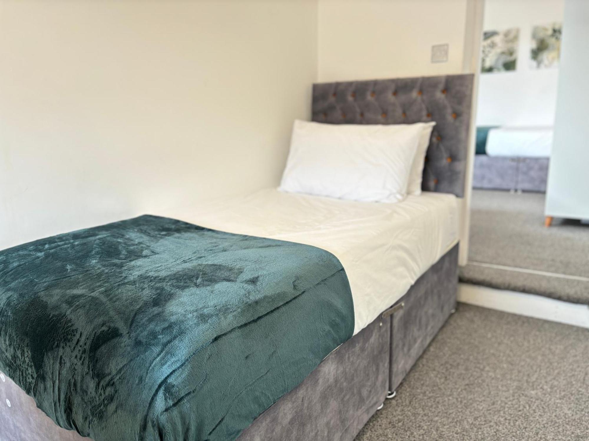 Apartment Star Road Home, Location, Free Parking