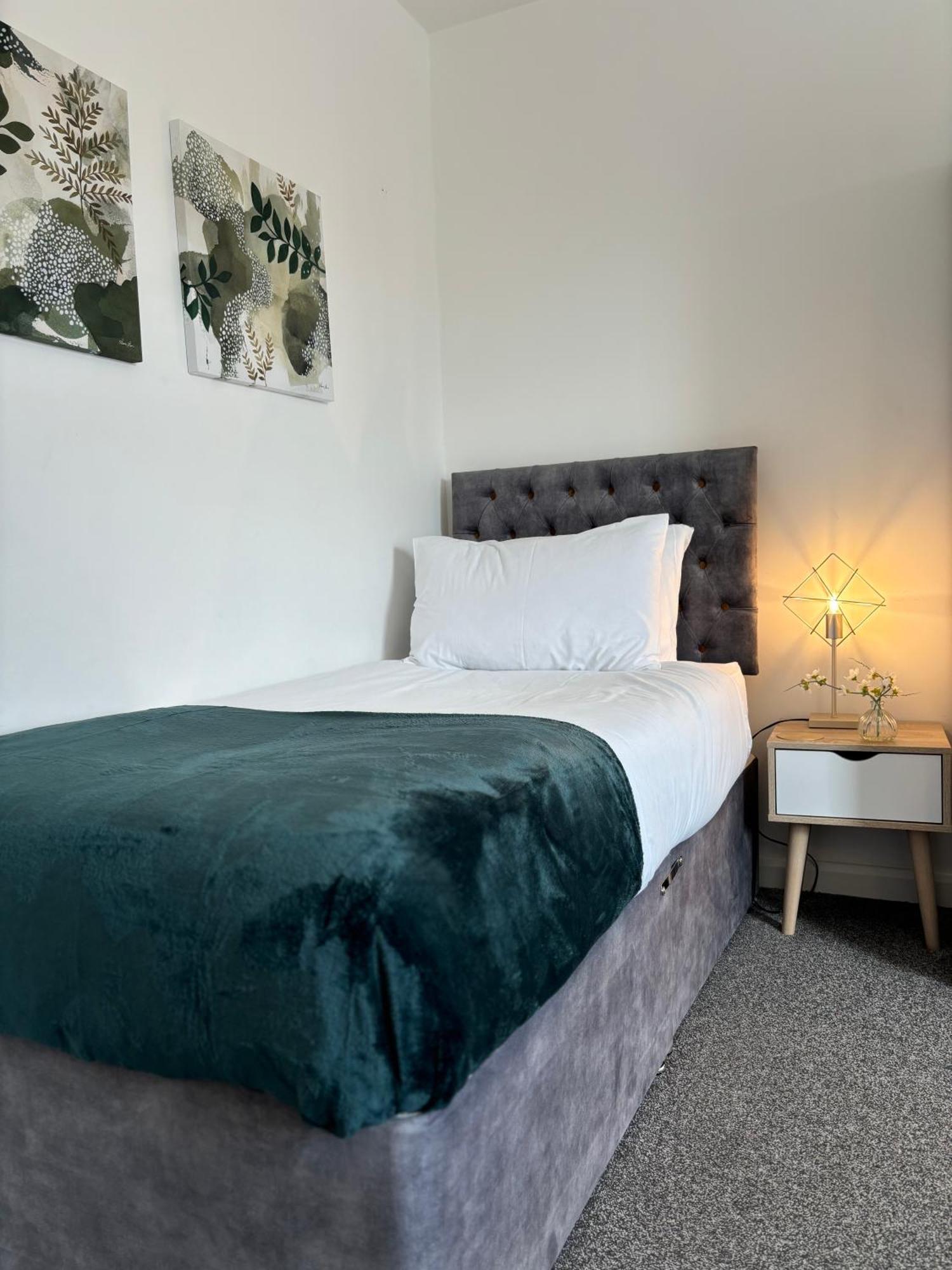 Apartment Star Road Home, Location, Free Parking