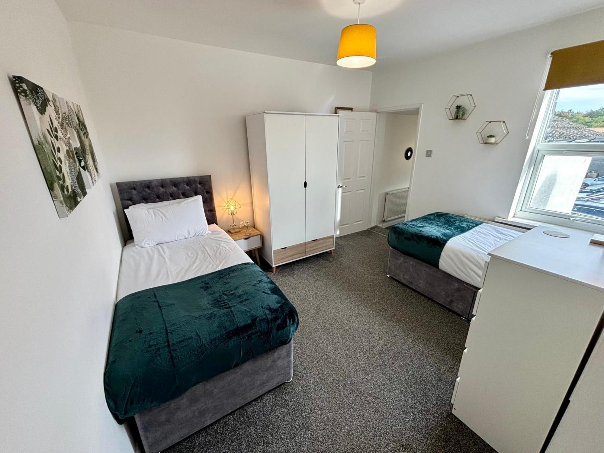 Star Road Home, Location, Free Parking Apartment