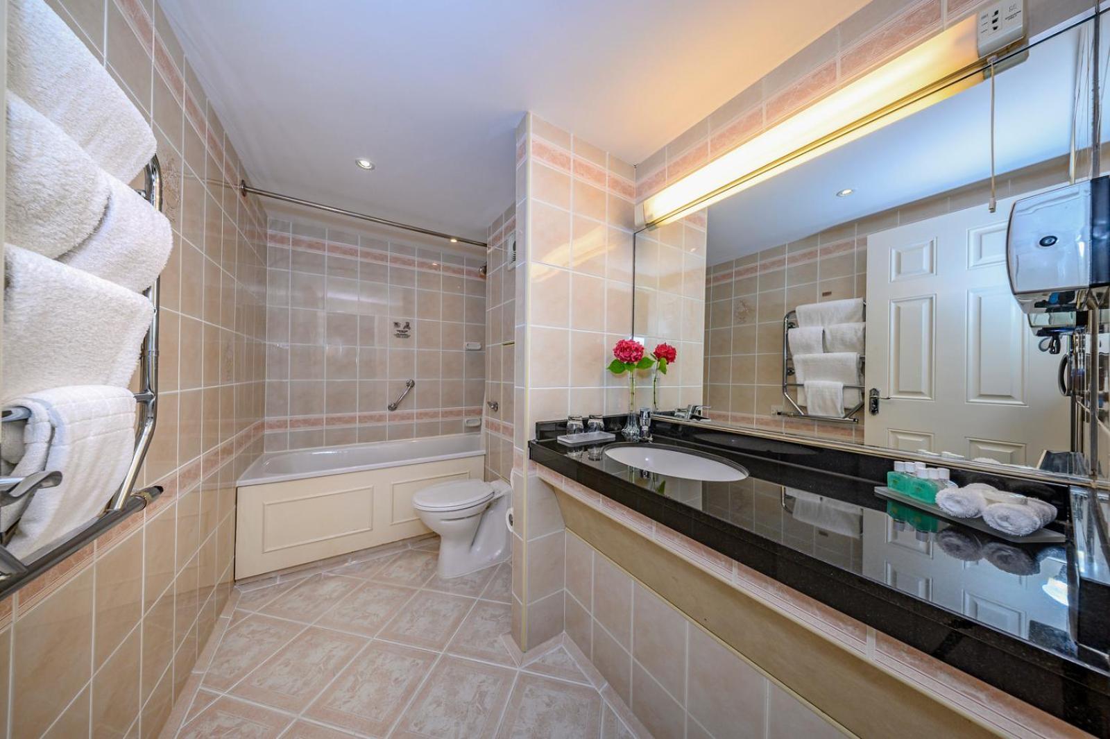 The Bull Hotel; Sure Collection By Western Hotel