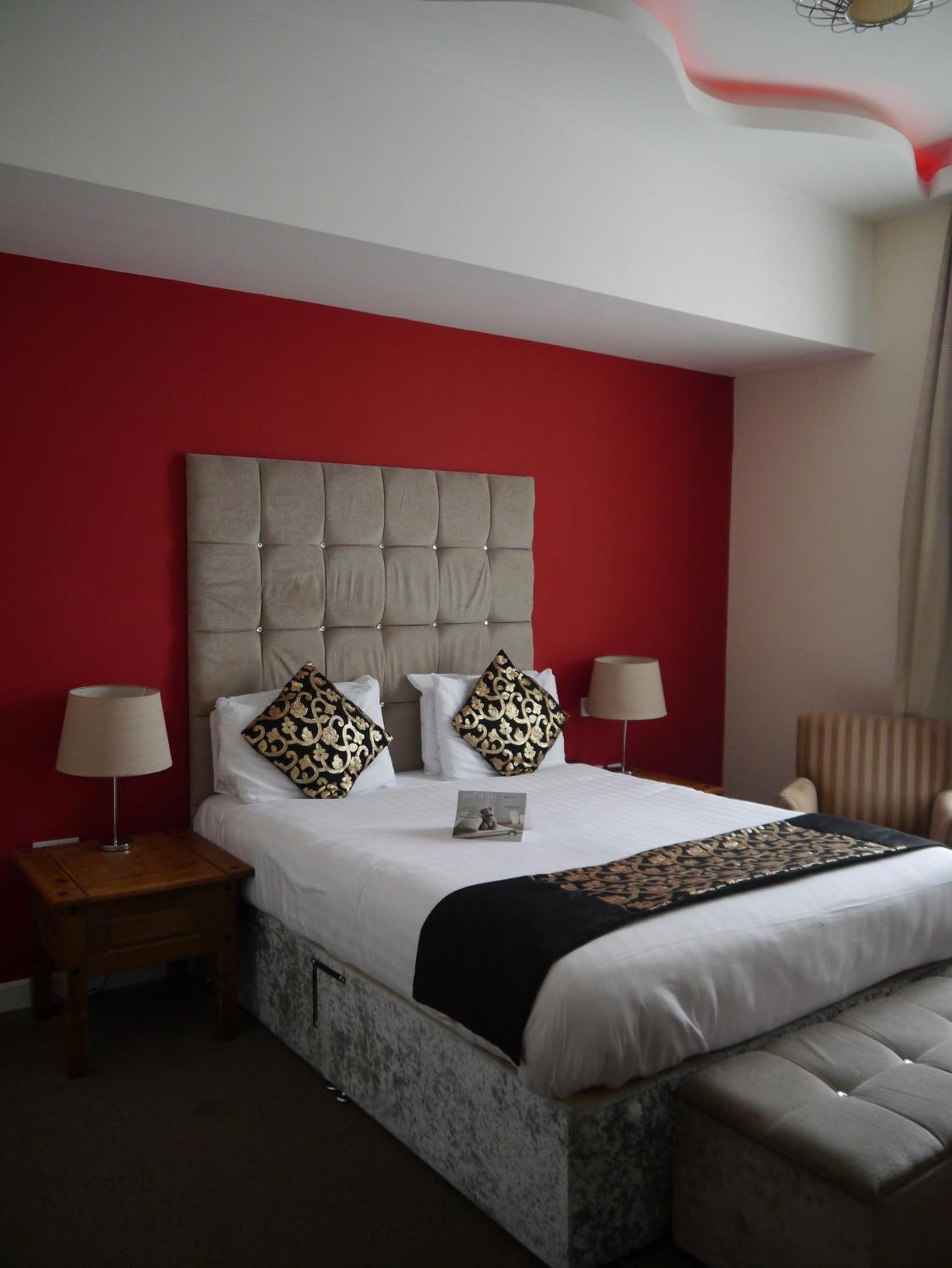 The Pearl Hotel Peterborough
