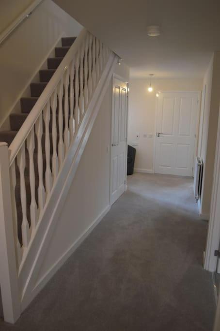 Contractor - Sleeps 7 -
