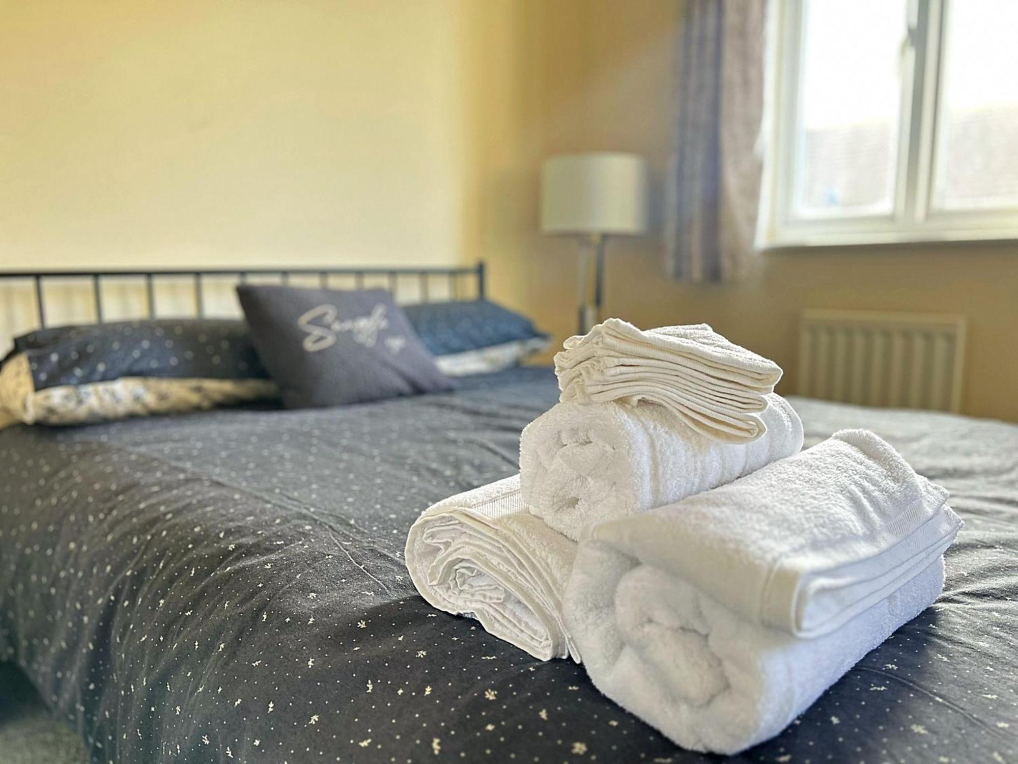 Luxurious Stay, Spacious & Chic Holiday home