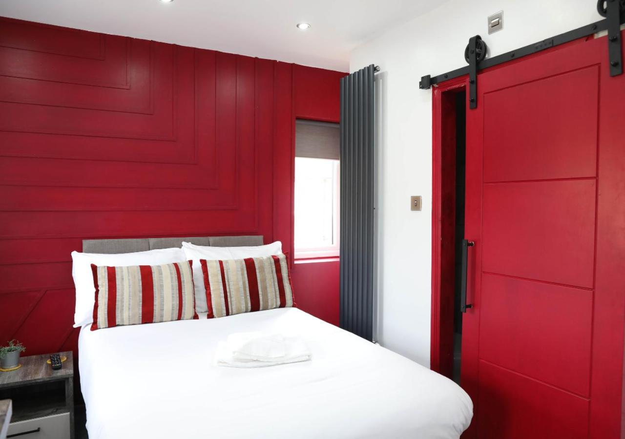 Pe2 Suites: Private With Kitchenettes For Flexible Apartment *