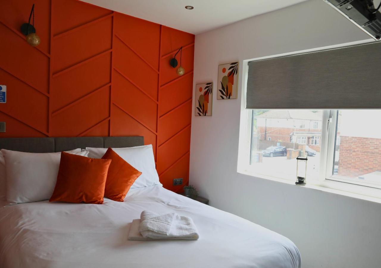 Pe2 Suites: Private With Kitchenettes For Flexible Apartment Peterborough