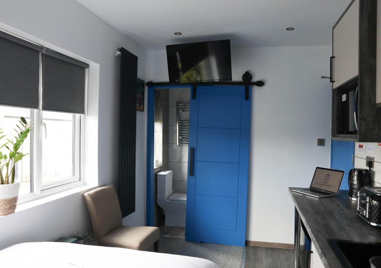 Pe2 Suites: Private With Kitchenettes For Flexible Apartment