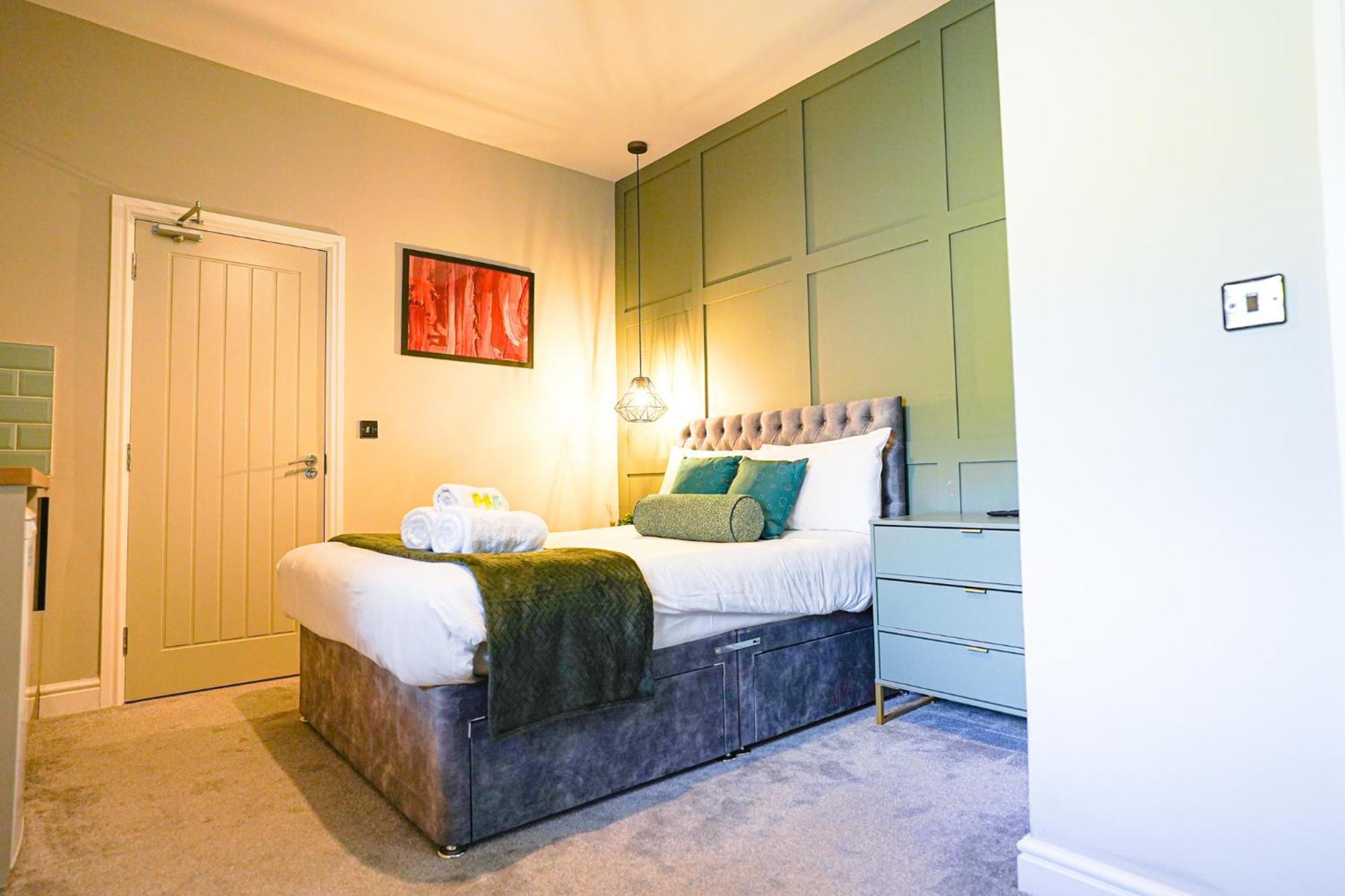 The Centre - - Contractor Friendly - Free Wifi - Smart Tv - Desk Space - Well Designed - Ideal For Long Work Apartment Peterborough
