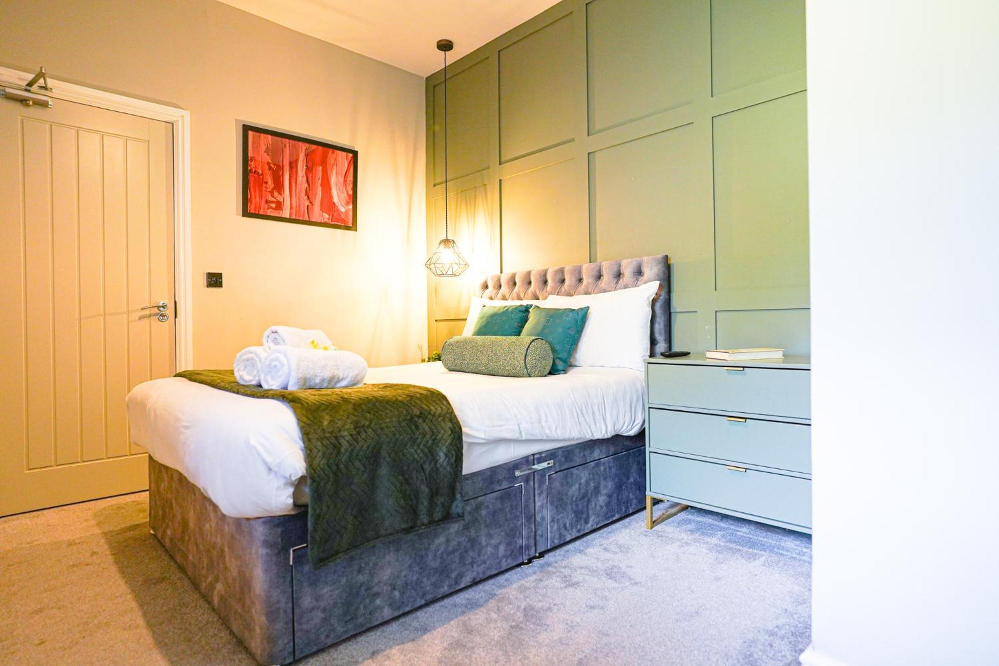 The Centre - - Contractor Friendly - Free Wifi - Smart Tv - Desk Space - Well Designed - Ideal For Long Work *