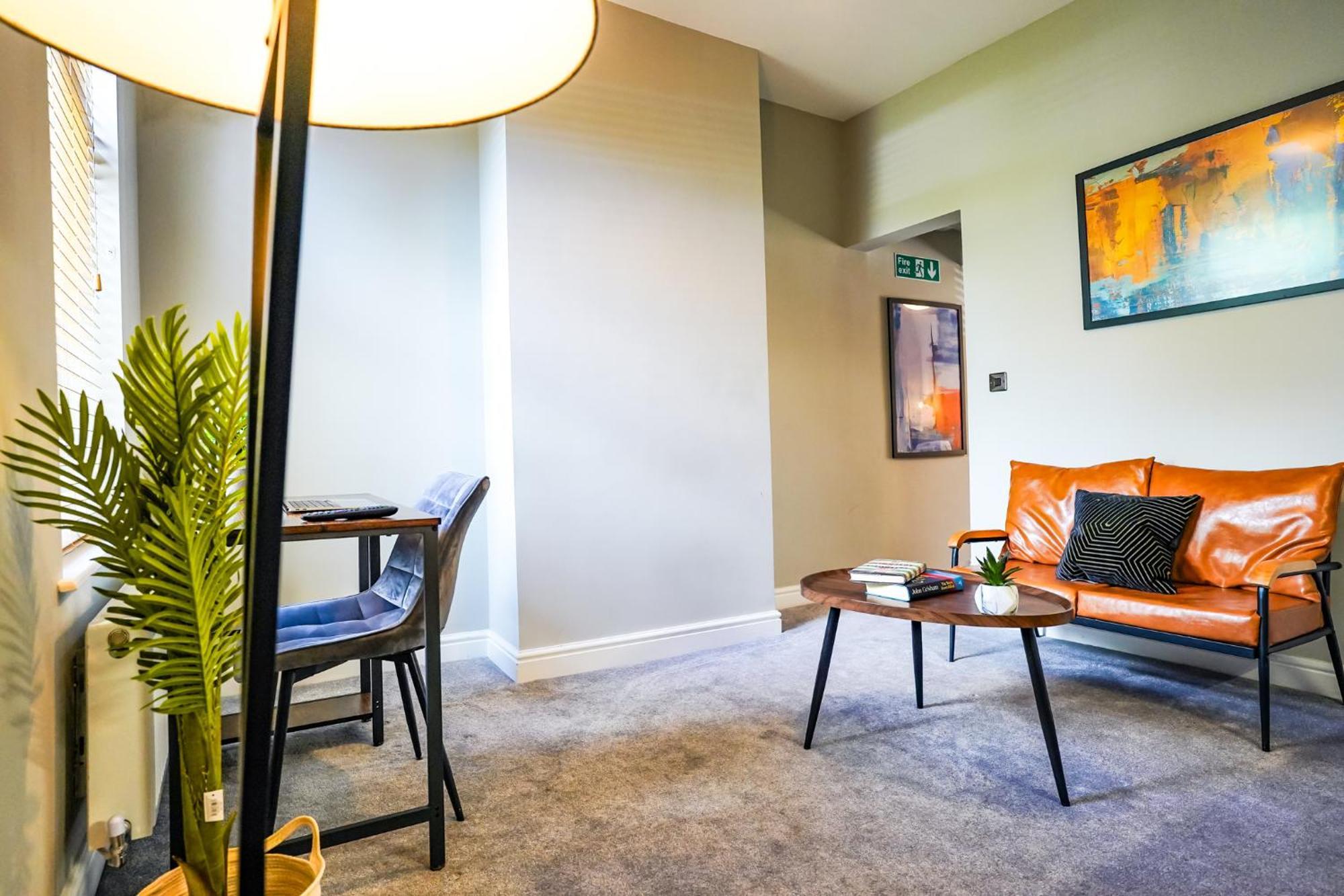 Apartment The Centre - - Contractor Friendly - Free Wifi - Smart Tv - Desk Space - Well Designed - Ideal For Long Work Peterborough