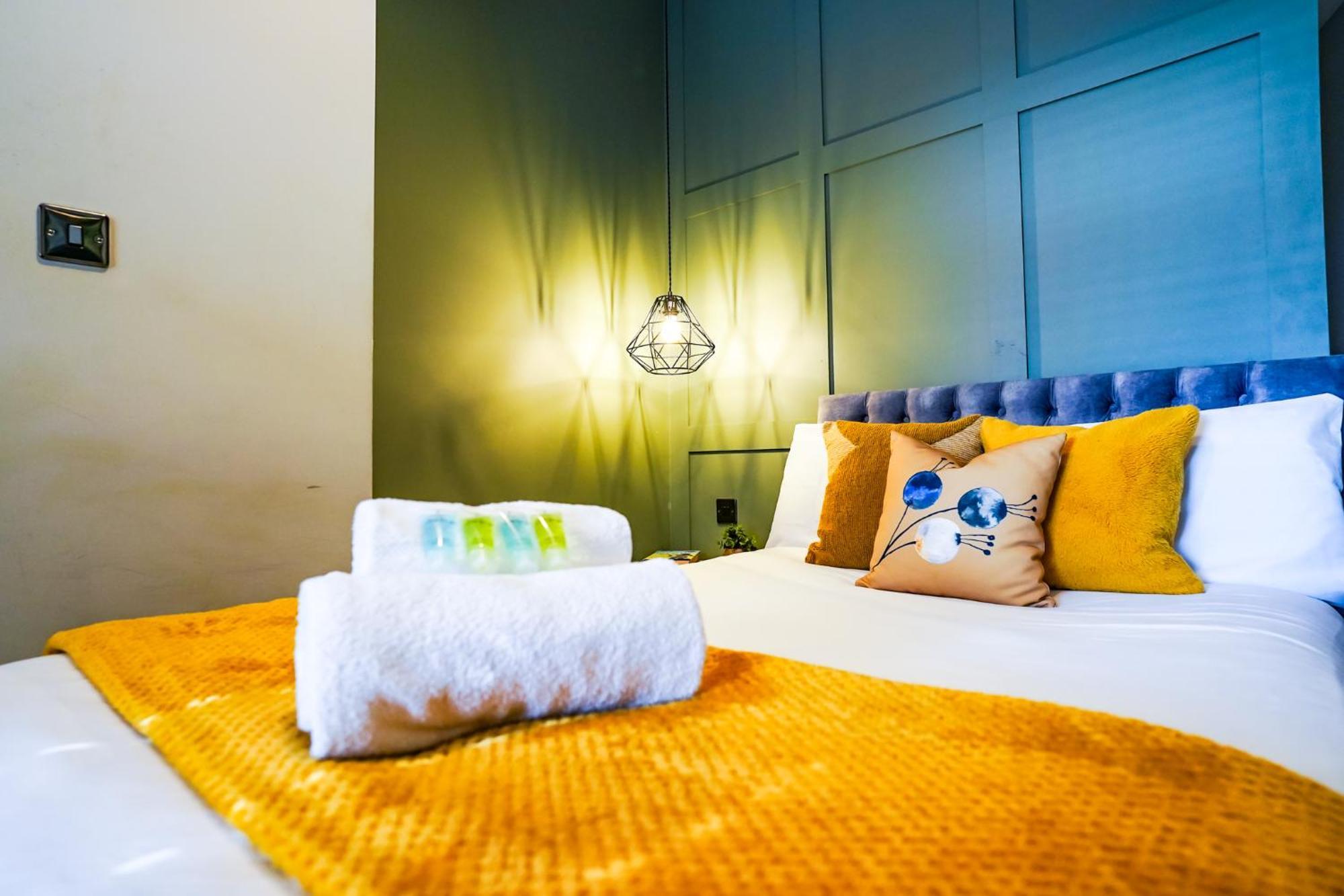 The Centre - - Contractor Friendly - Free Wifi - Smart Tv - Desk Space - Well Designed - Ideal For Long Work *