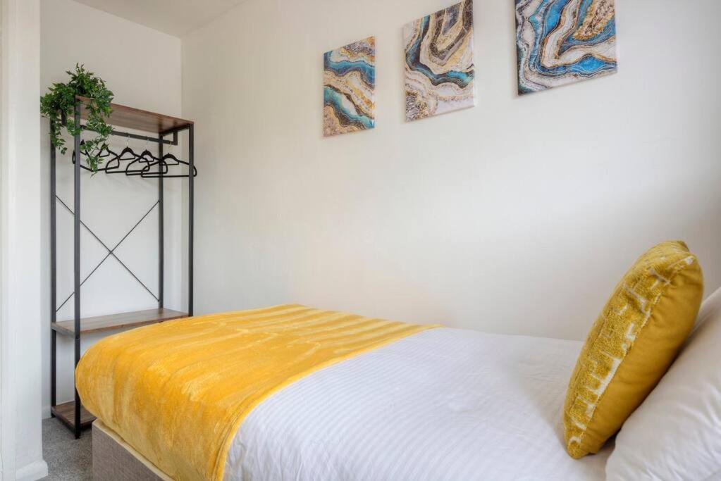 Apartment Delightful 4b For Leisure And Business Peterborough