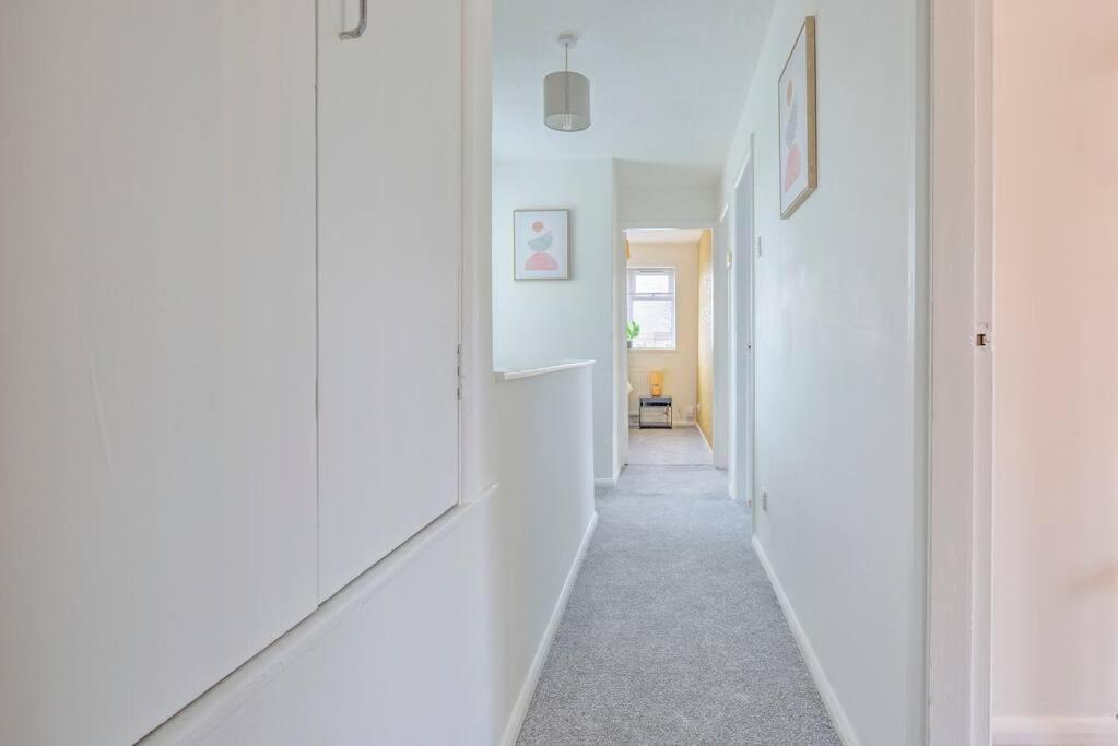 Delightful 4b For Leisure And Business Apartment *