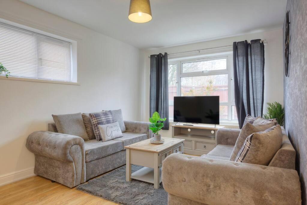Apartment Delightful 4b For Leisure And Business Peterborough