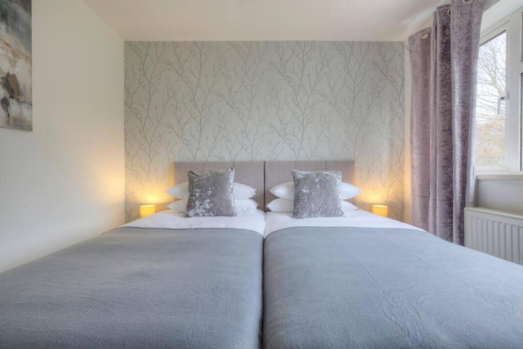 Apartment Delightful 4b For Leisure And Business Peterborough