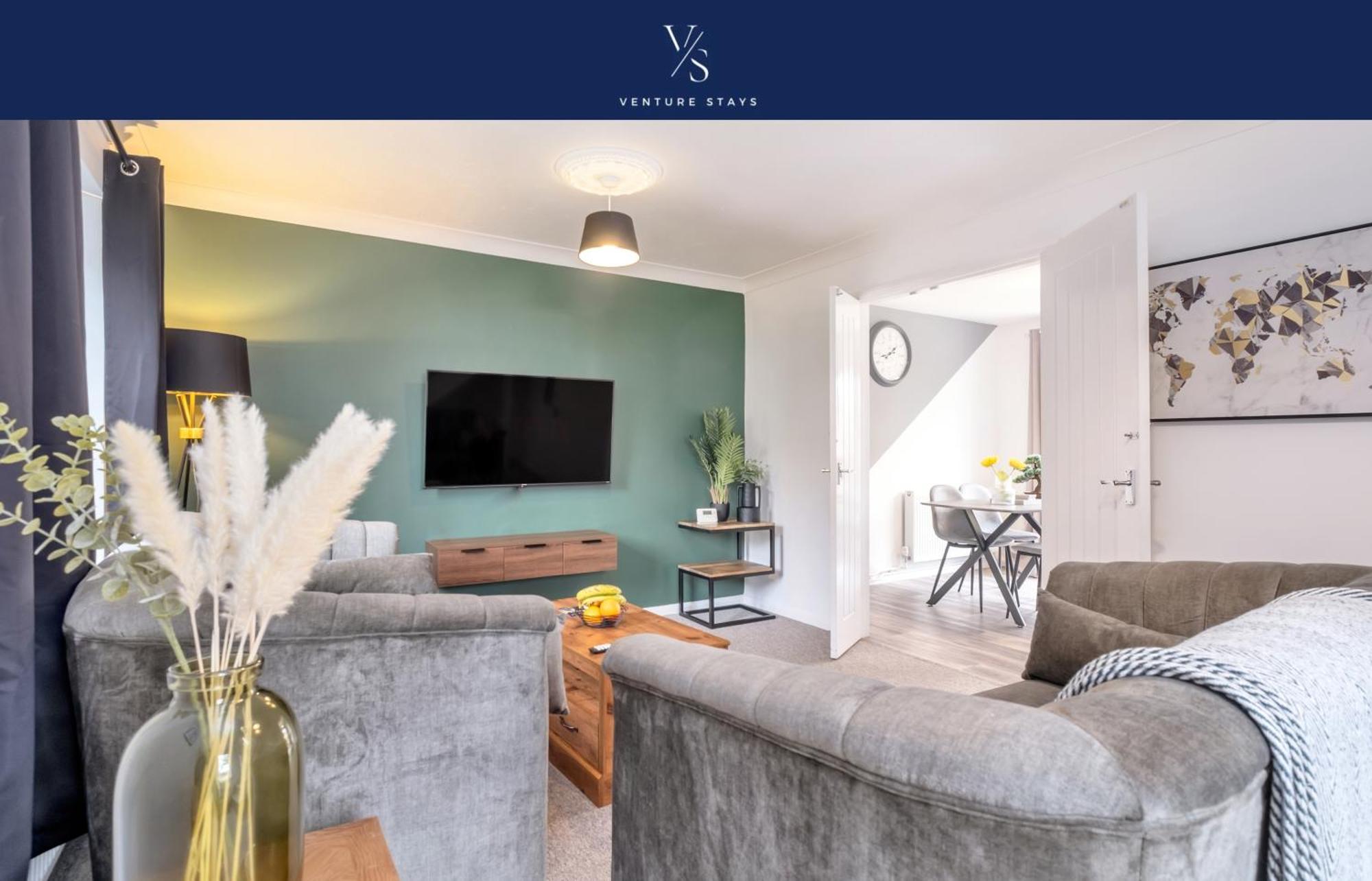 Comfortable & Convenient 3 Bedroom House - Perfect For Contractors And Leisure Guests - Sleeps Up To 5 Peterborough