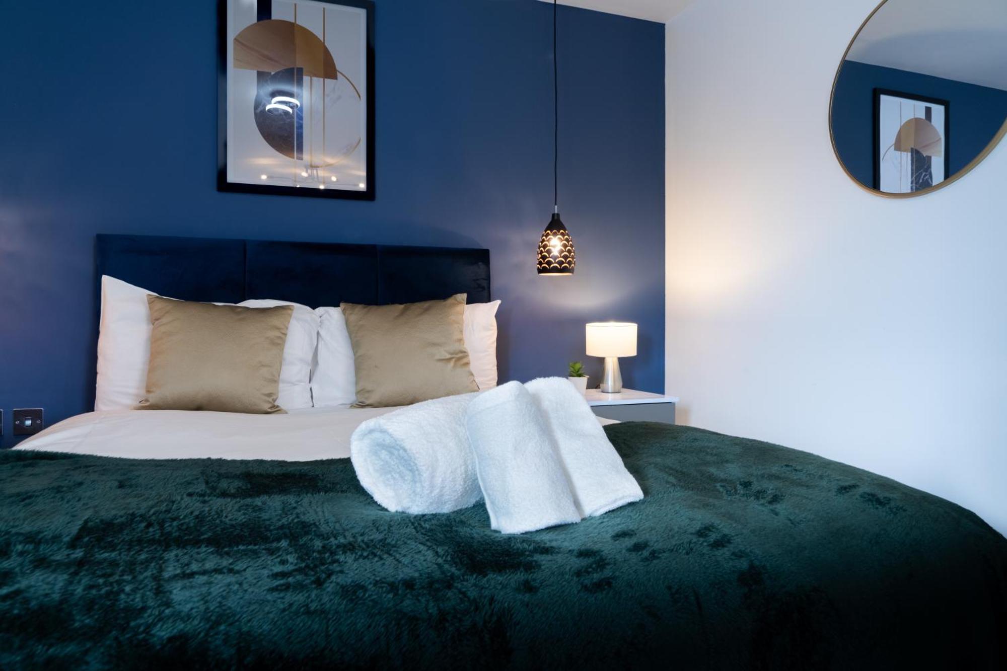 Studio & 1 Bedroom Apartments - Pe1 - Contractor Friendly - Free Parking - Sofa Beds - Sky Tv - Full Kitchen - Washer Dryer - Wifi Aparthotel