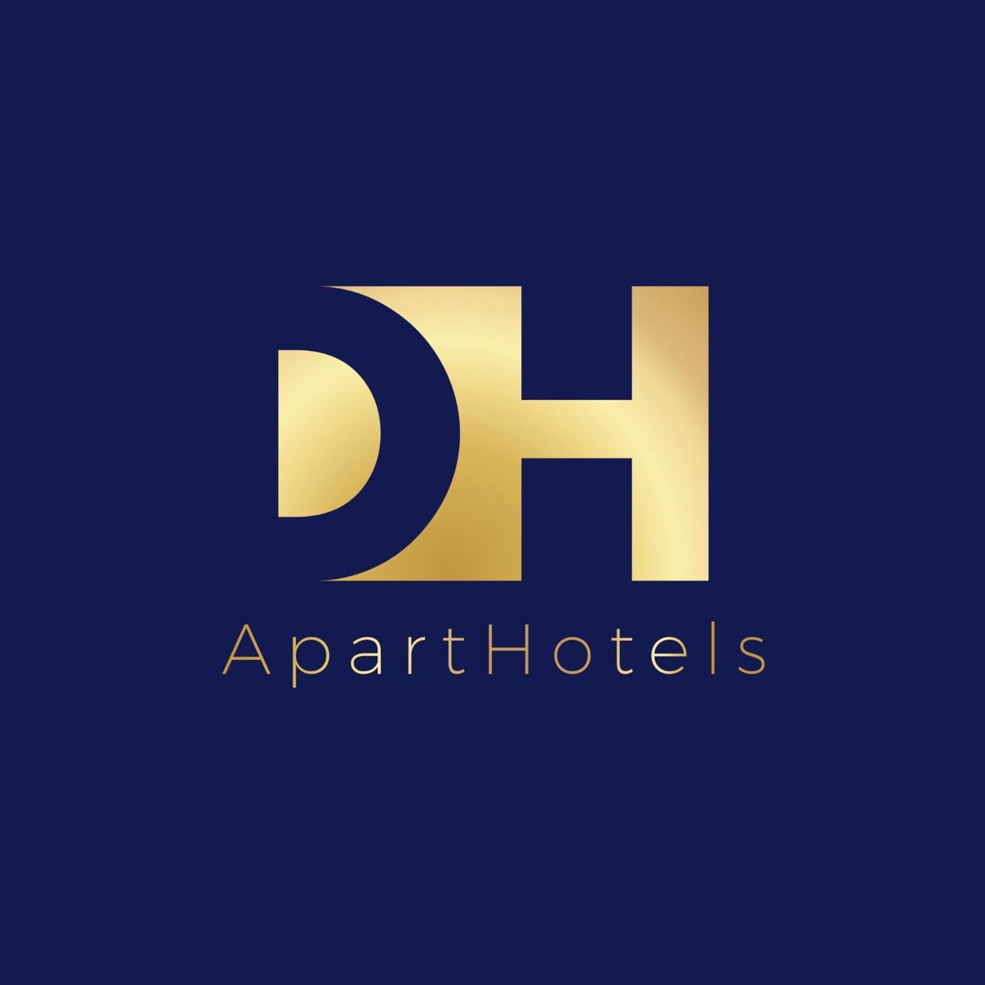 Studio & 1 Bedroom Apartments - Pe1 - Contractor Friendly - Free Parking - Sofa Beds - Sky Tv - Full Kitchen - Washer Dryer - Wifi *