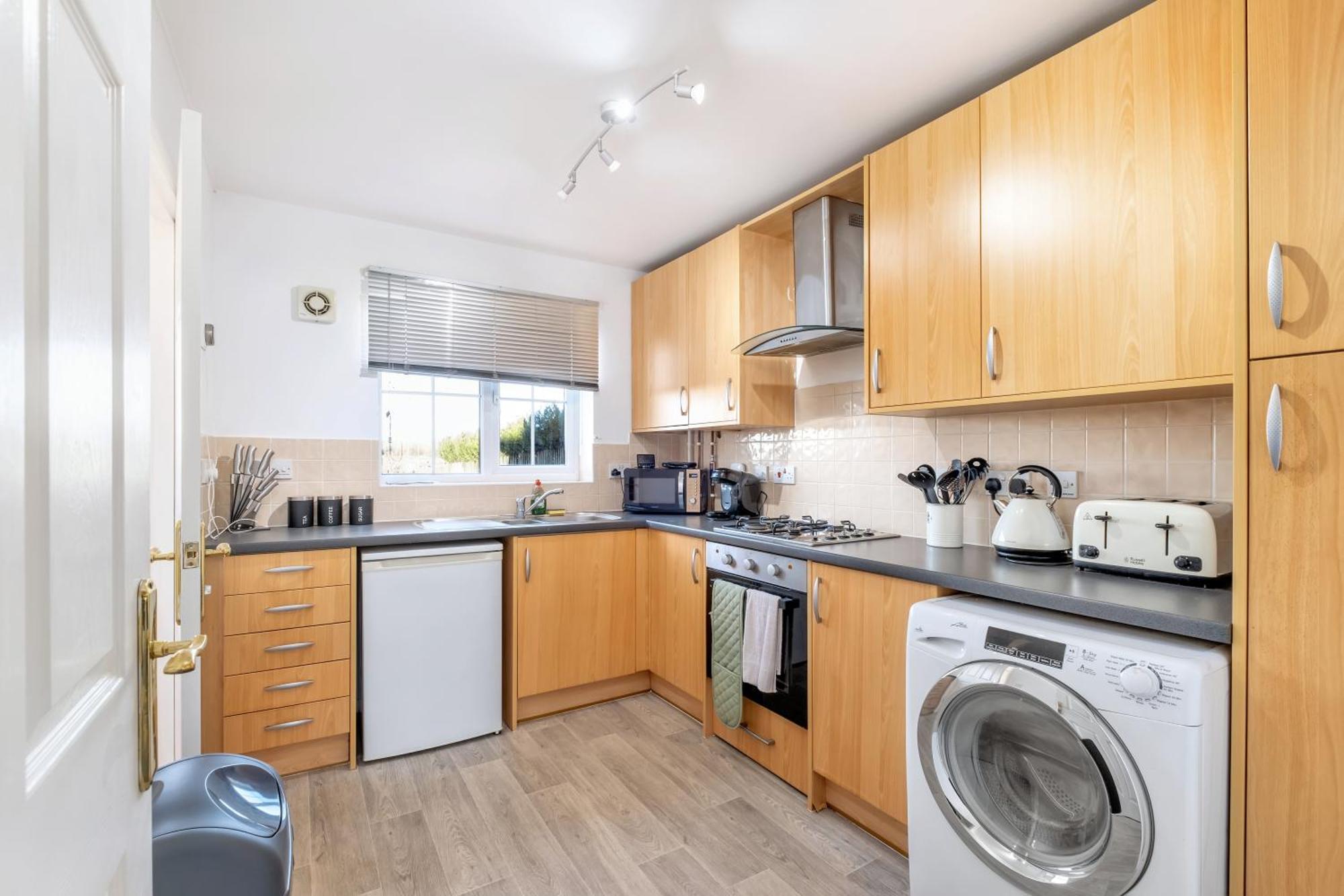 2 Bed House In - Sleeps 4 Holiday home