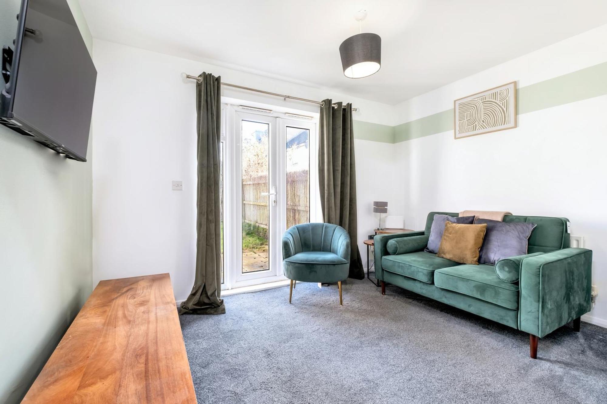 2 Bed House In - Sleeps 4 Holiday home