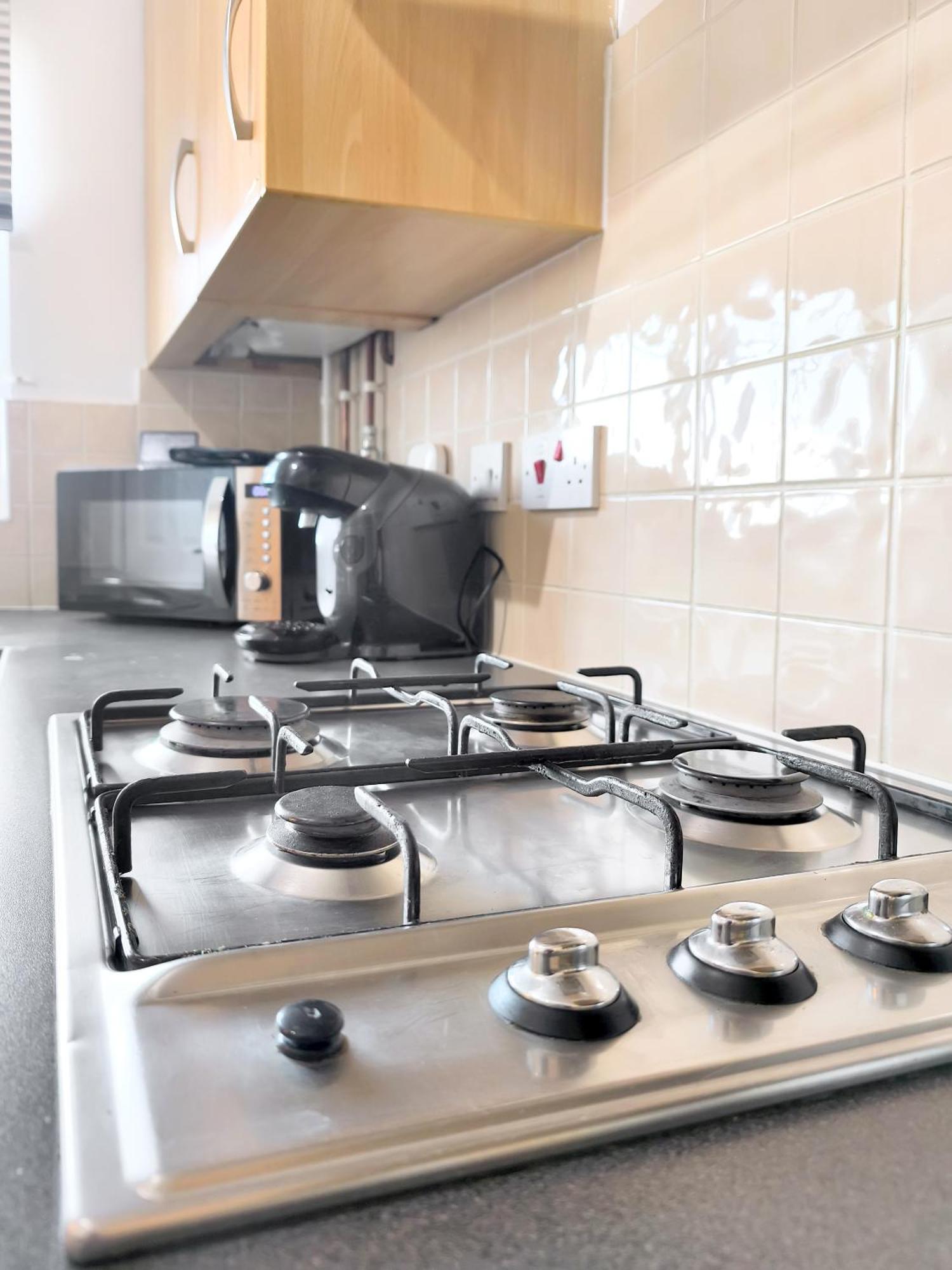 2 Bed House In - Sleeps 4 Holiday home *