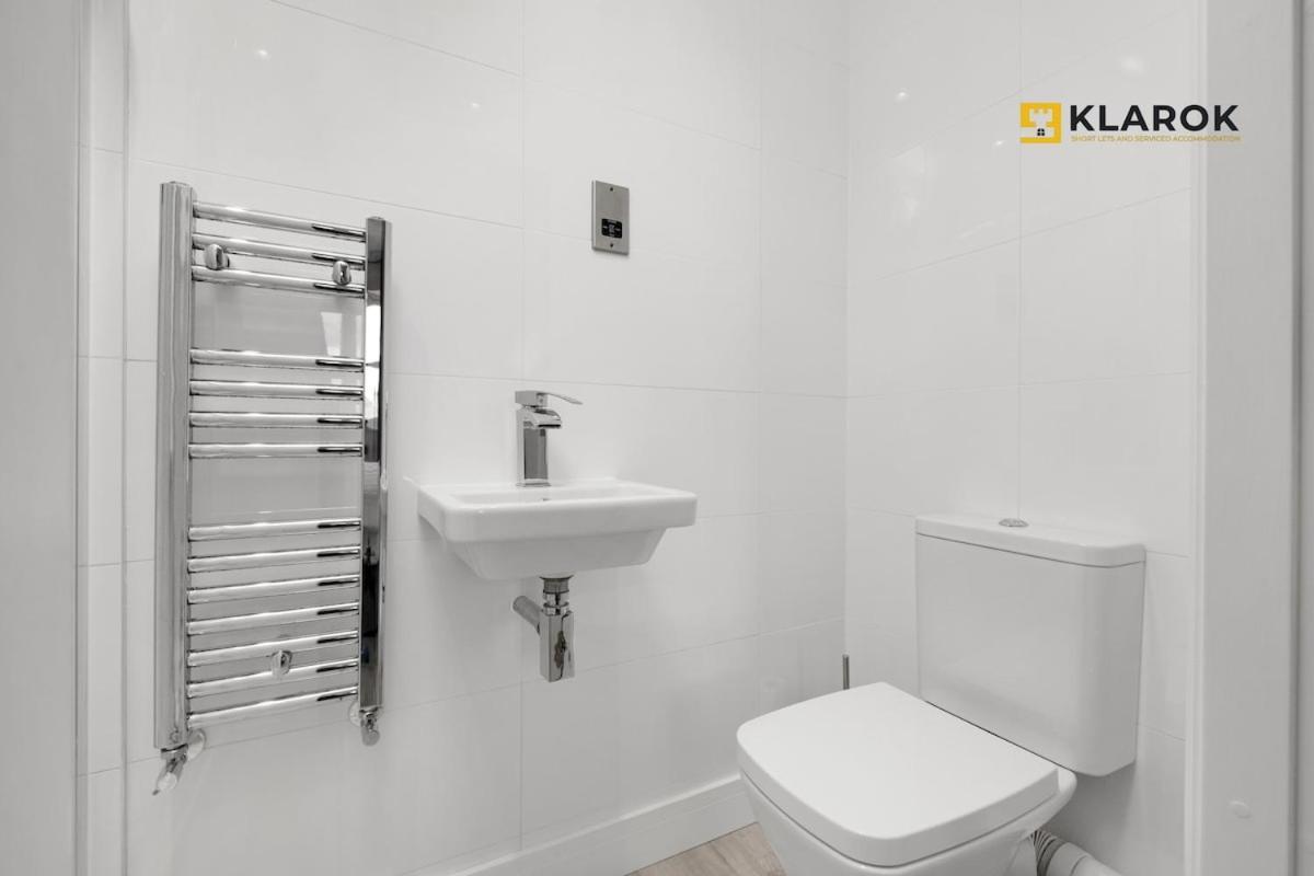 Super King Large 3 Bed Amenities Long Term