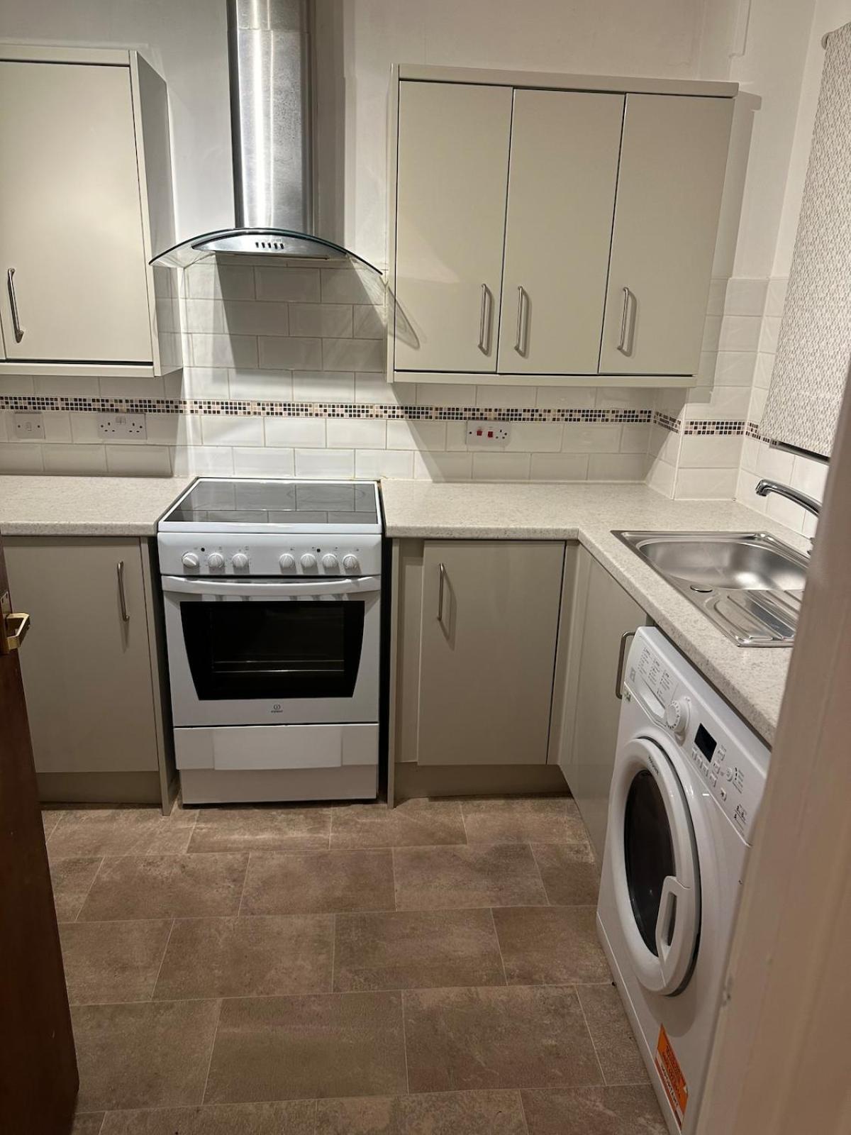 Cosy Flat Near Centre Apartment