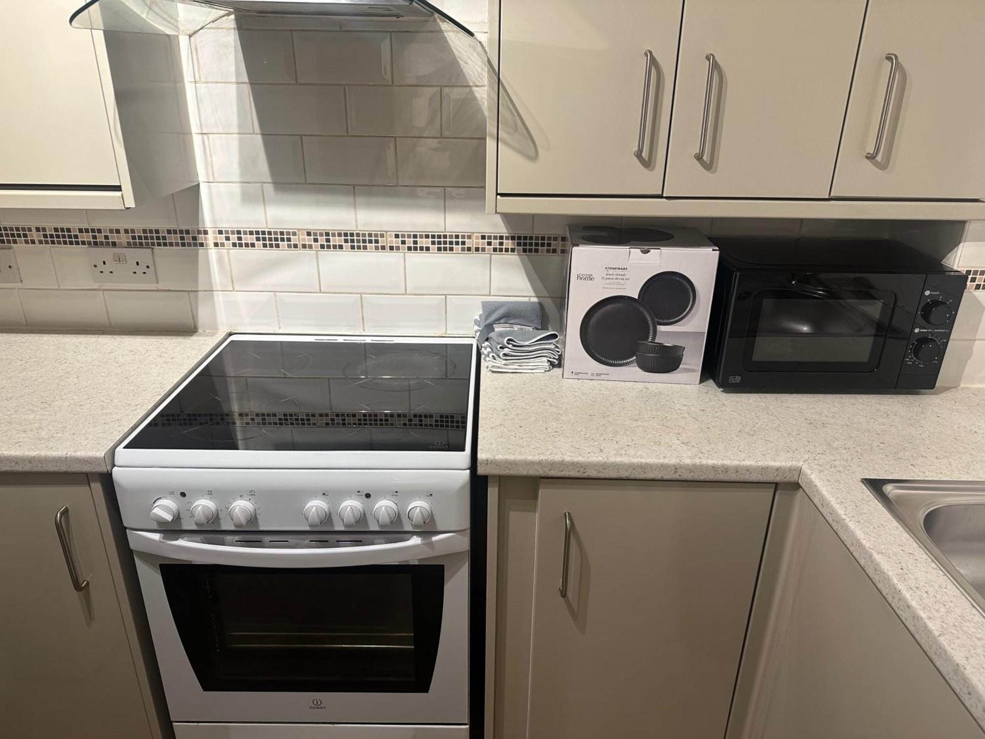 Apartment 1br-sleeps2-parking-quietstay-citycentre *