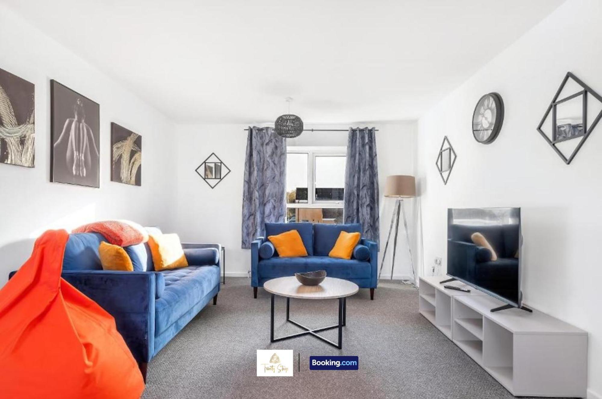Holiday home Spacious 4 Bedroom House Convenient Location By Trinity Short Lets & Serviced Peterborough